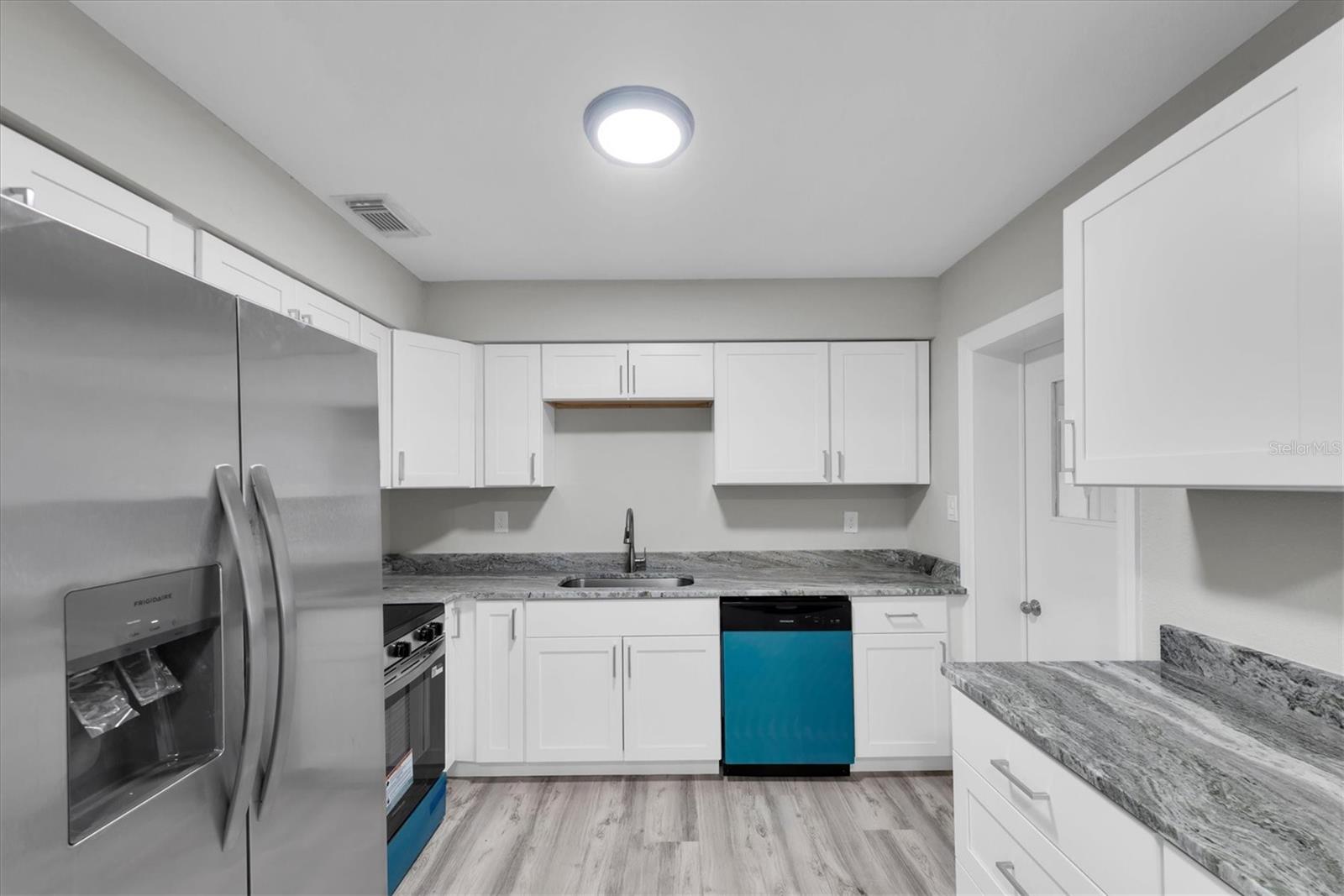 1808 S CLUB CT — photo 12