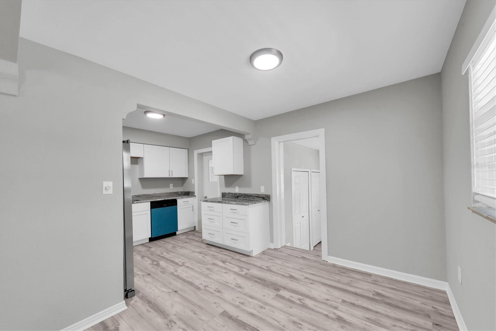 1808 S CLUB CT — photo 8