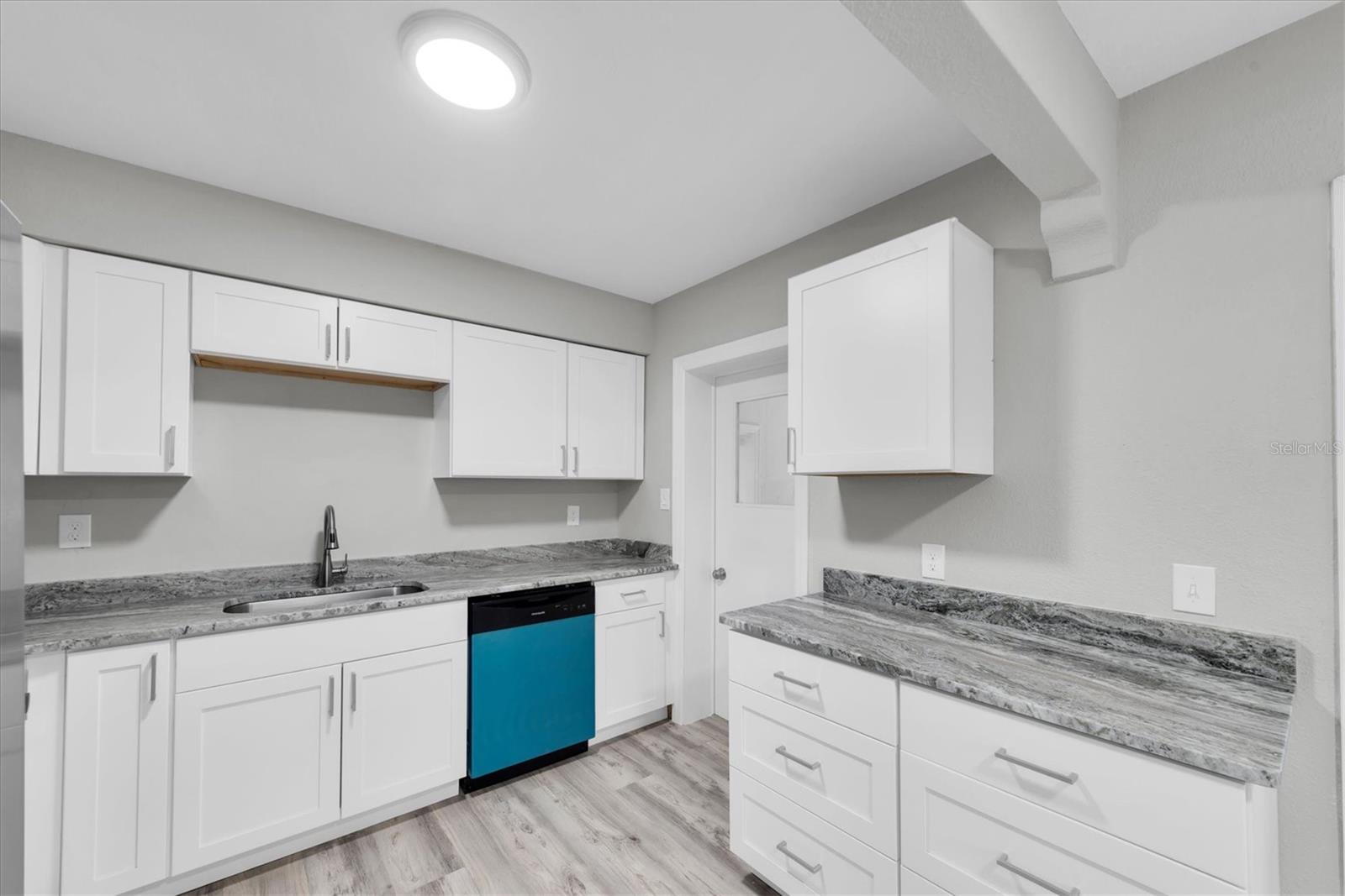 1808 S CLUB CT — photo 11