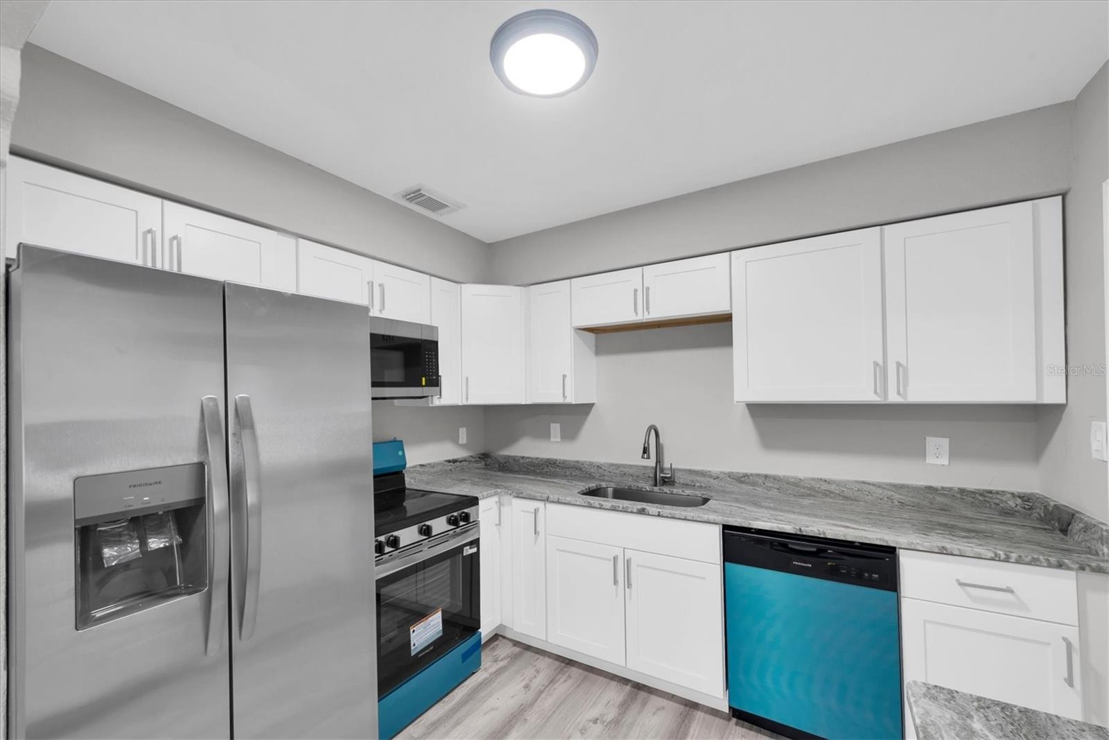 1808 S CLUB CT — photo 13