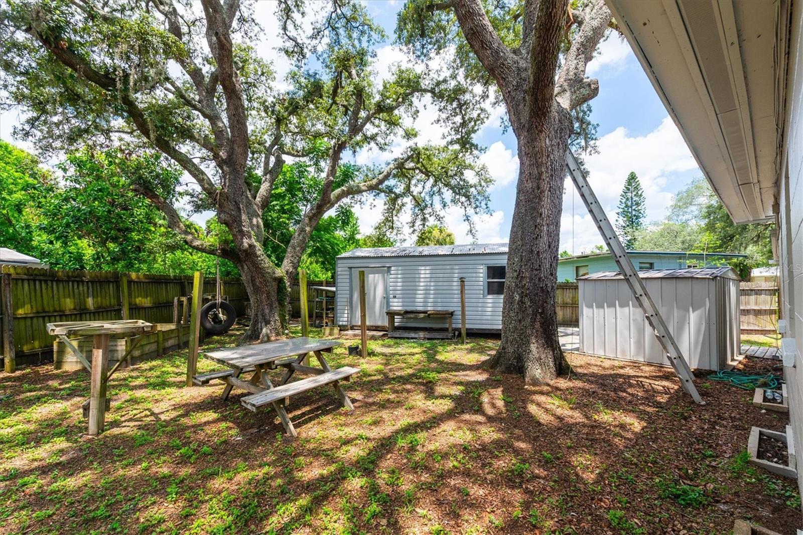 1808 S CLUB CT — photo 38