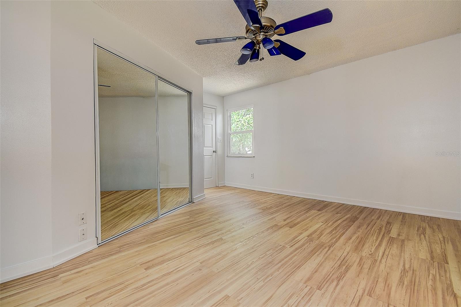 1509 CANTERBURY RD N — photo 31
