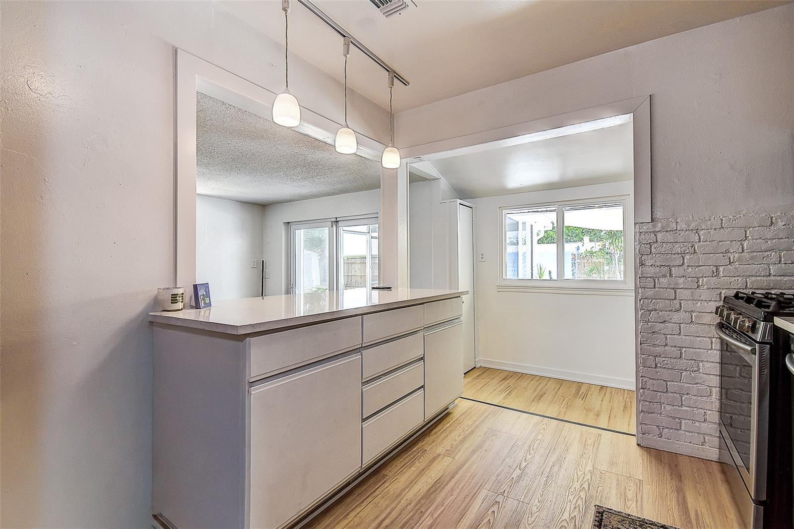 1509 CANTERBURY RD N — photo 13