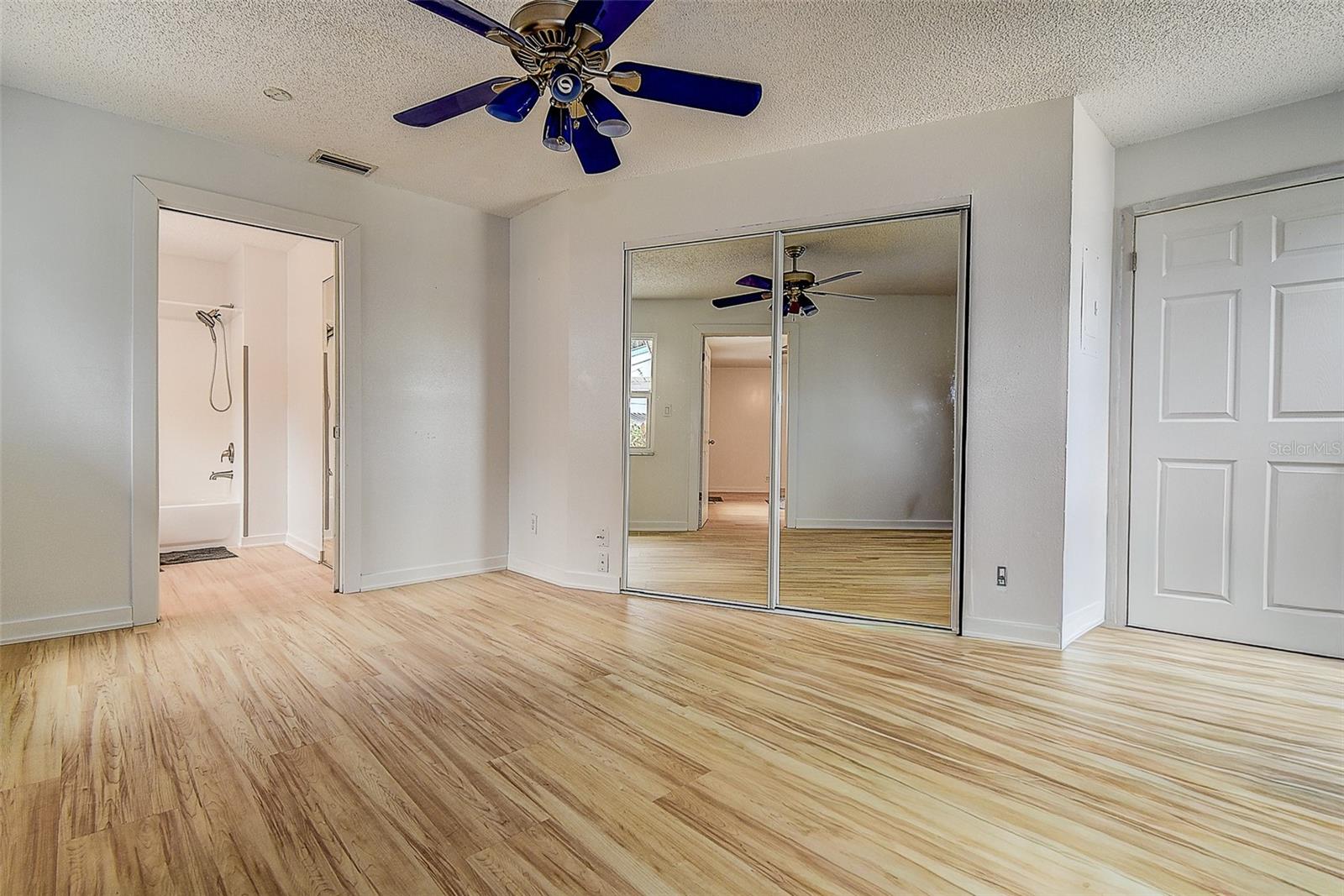 1509 CANTERBURY RD N — photo 8