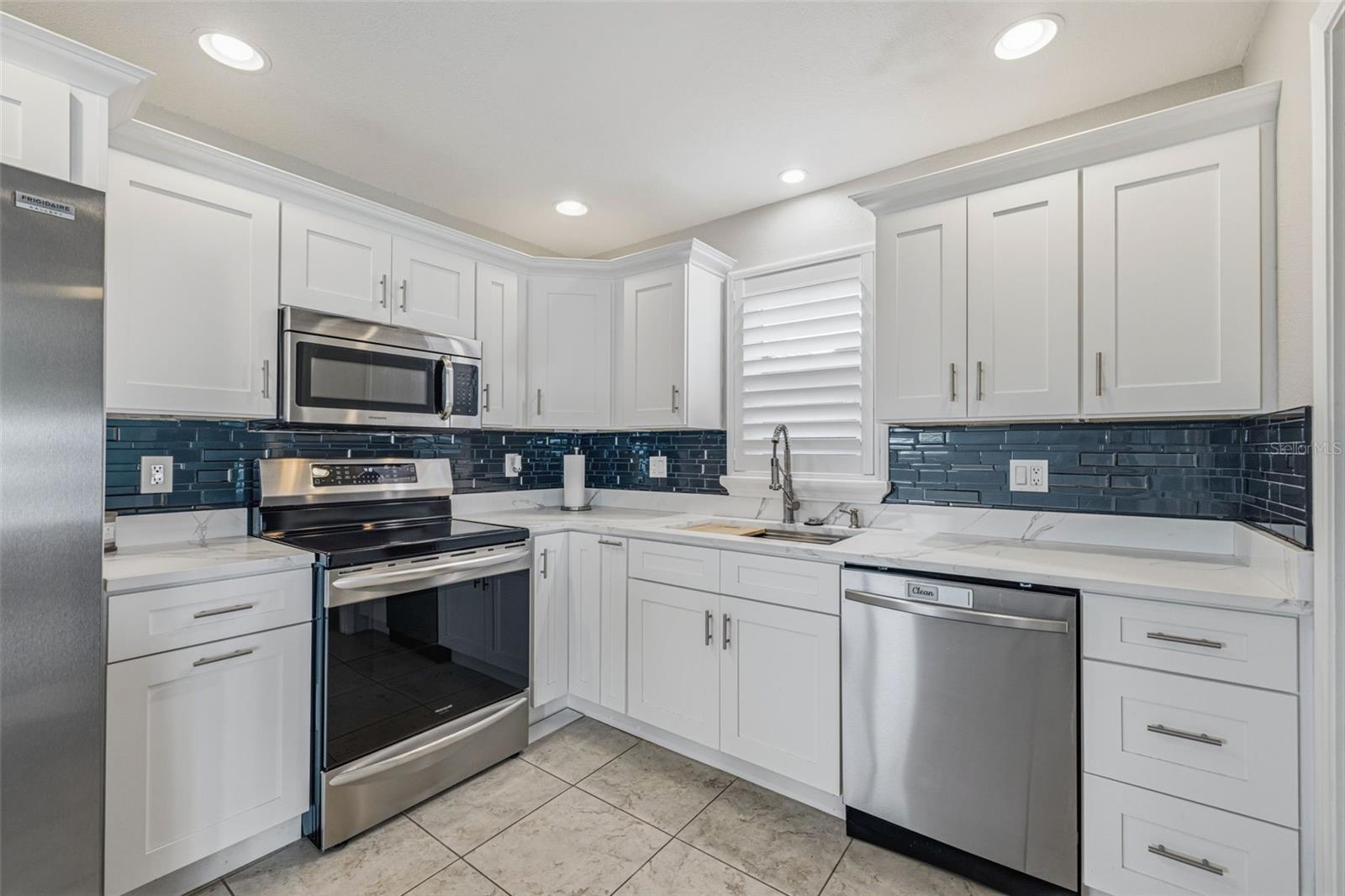 4320 FLORAMAR TER — photo 11