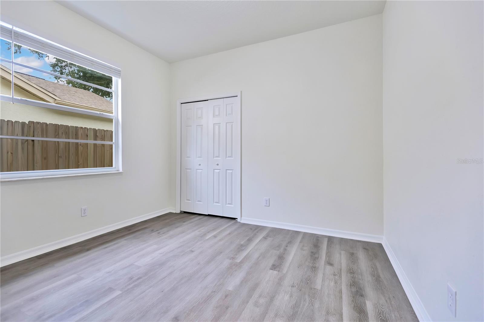 9303 HERITAGE OAK CT — photo 21