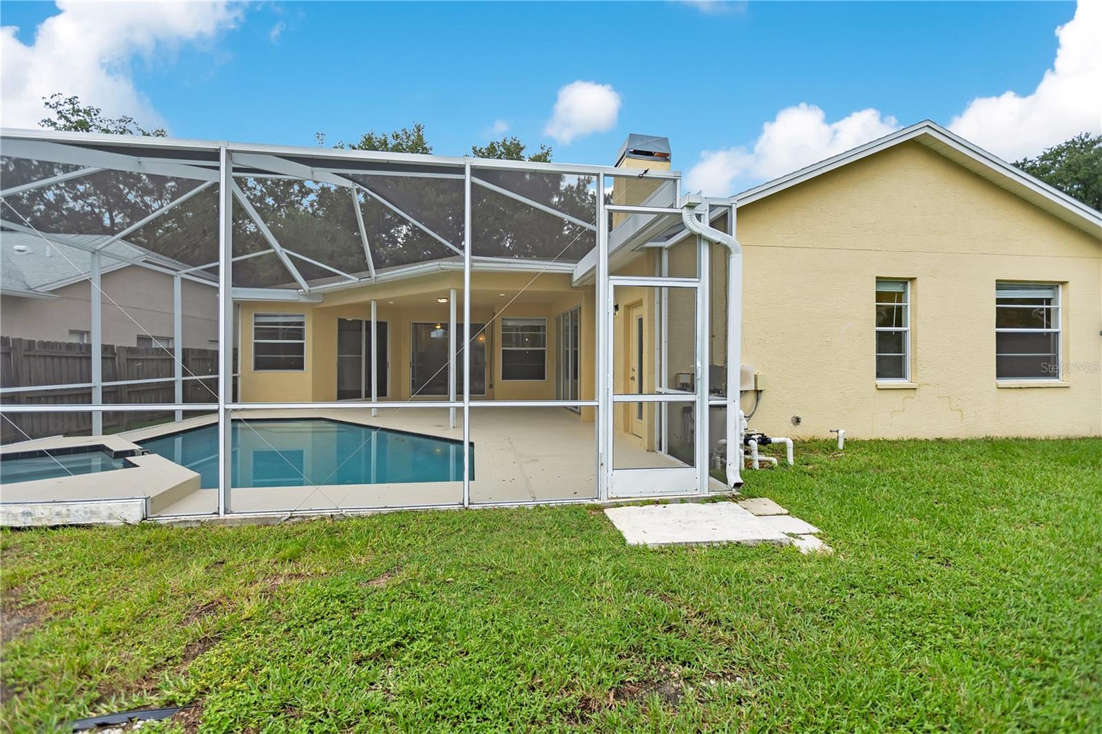 9303 HERITAGE OAK CT — photo 27