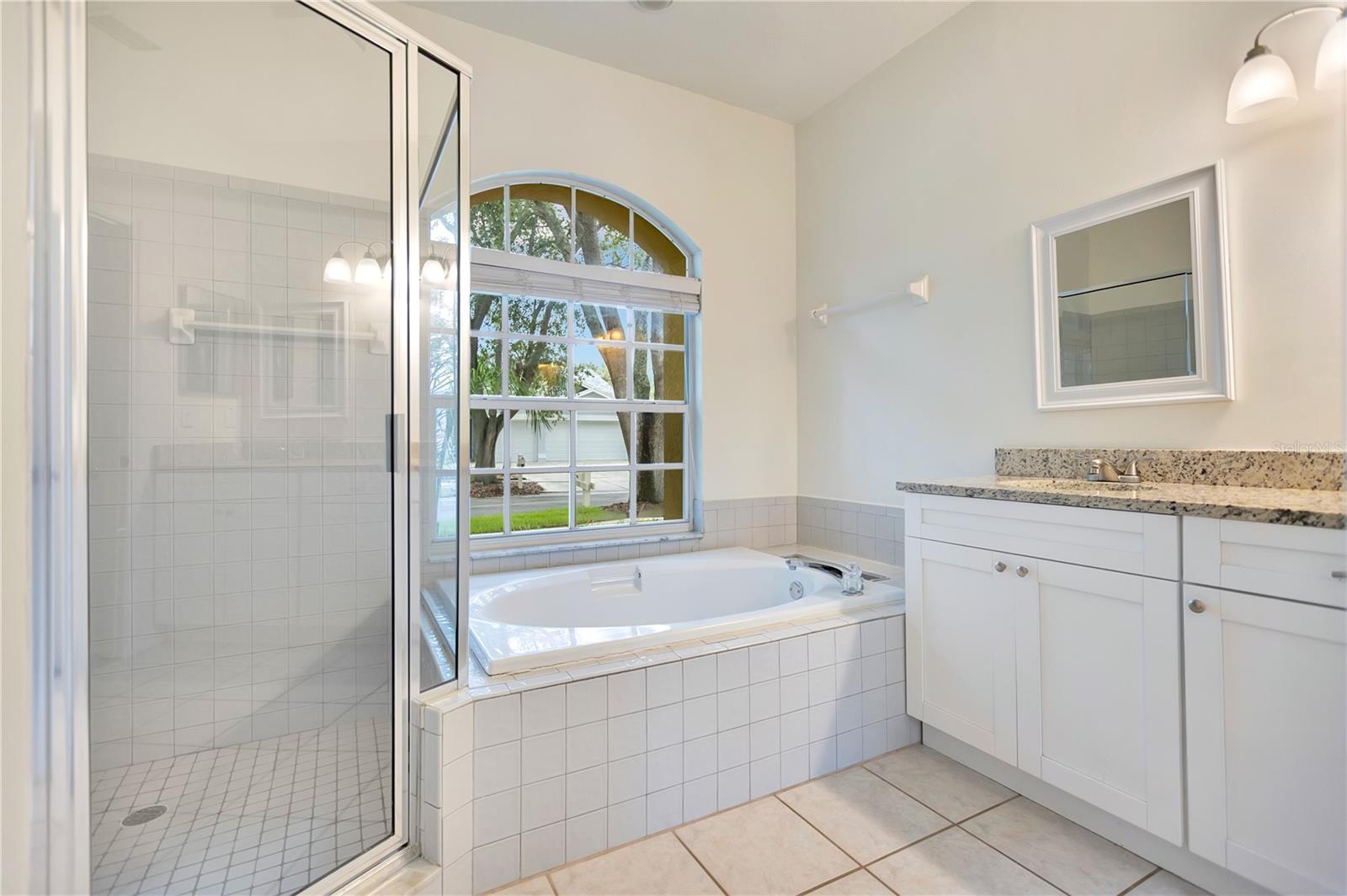 9303 HERITAGE OAK CT — photo 17