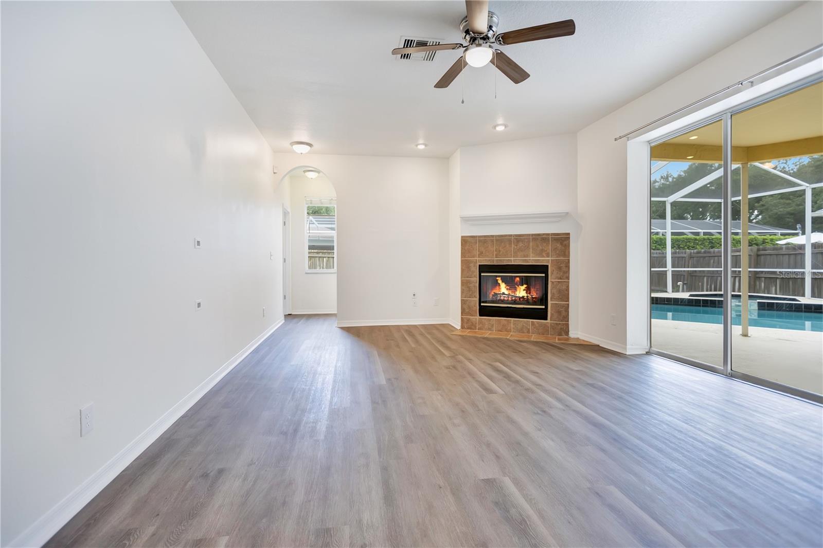 9303 HERITAGE OAK CT — photo 3