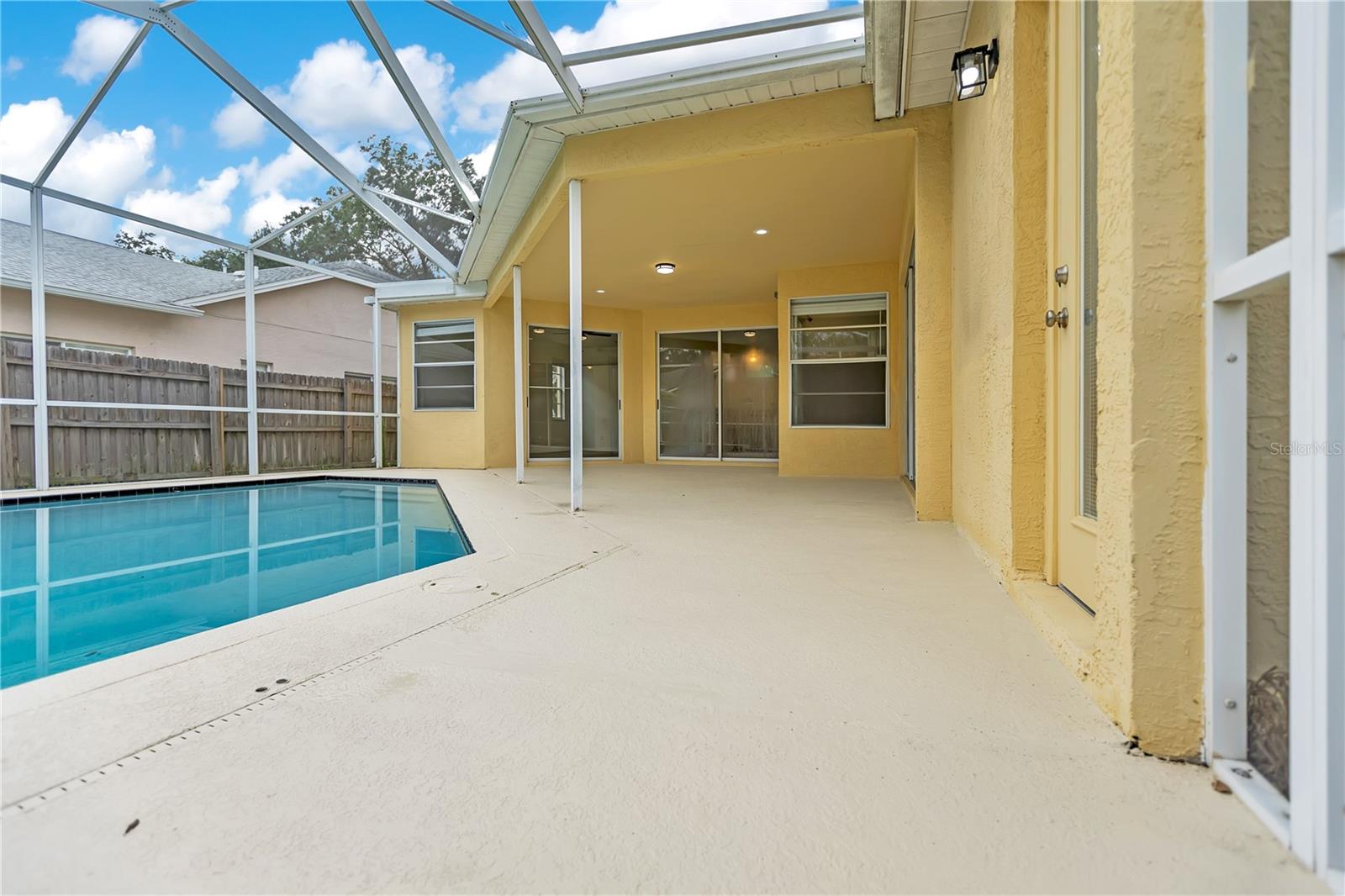9303 HERITAGE OAK CT — photo 24