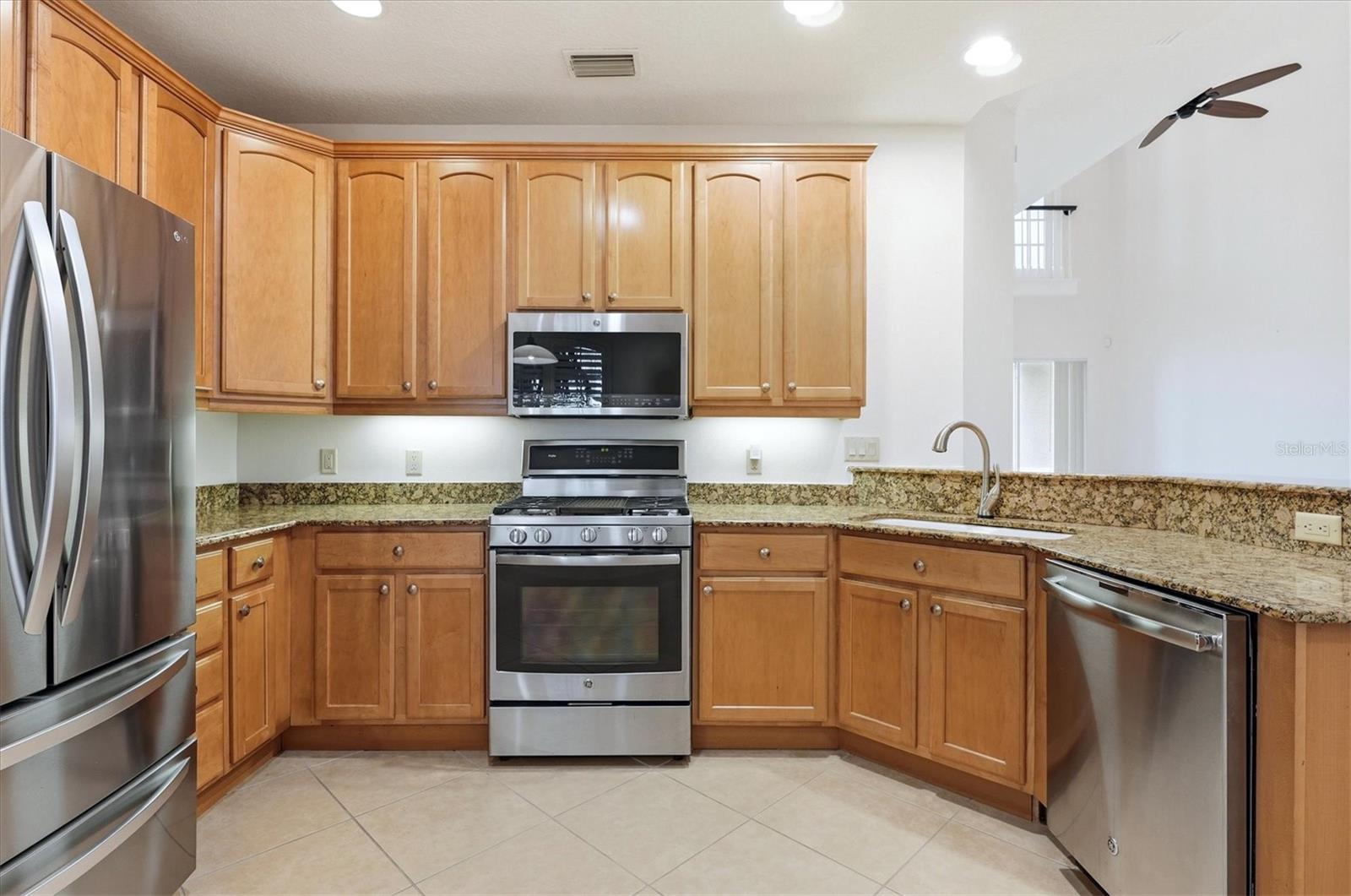 8434 MIRAMAR WAY — photo 13