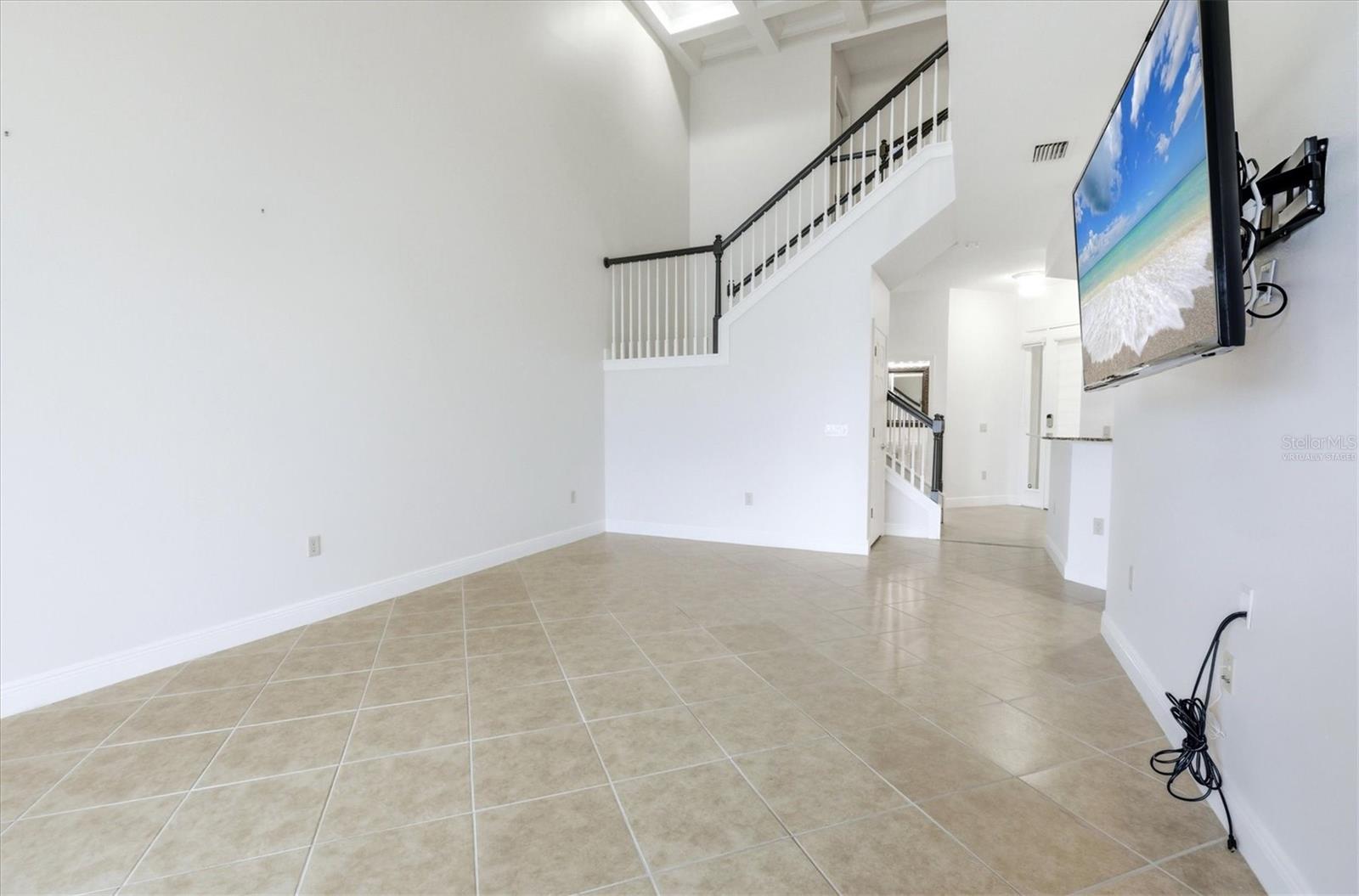 8434 MIRAMAR WAY — photo 10