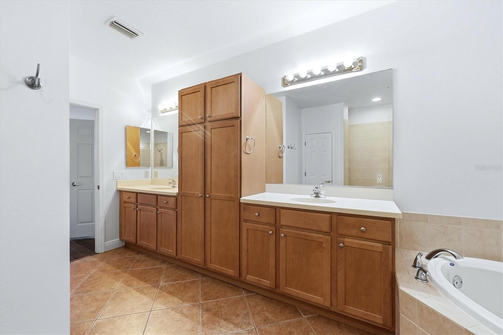 8434 MIRAMAR WAY — photo 17