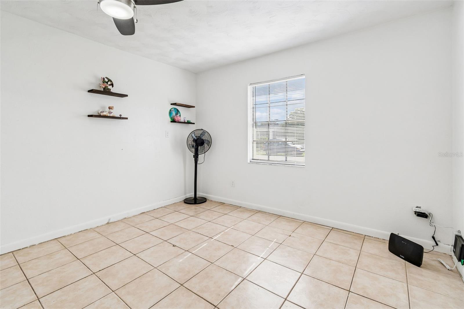 5120 N MATANZAS AVE — photo 27