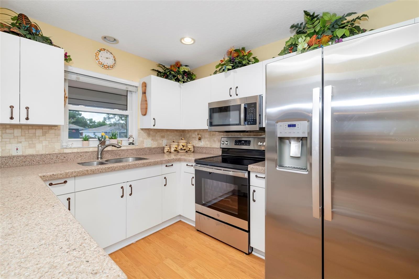 2062 OLD ARBOR CT — photo 18