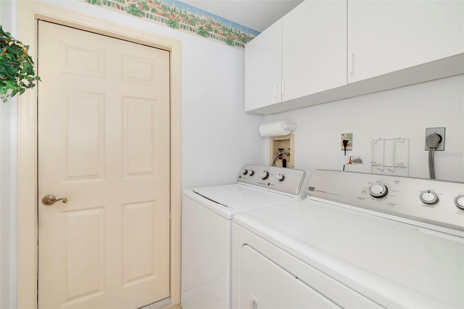 2062 OLD ARBOR CT — photo 35