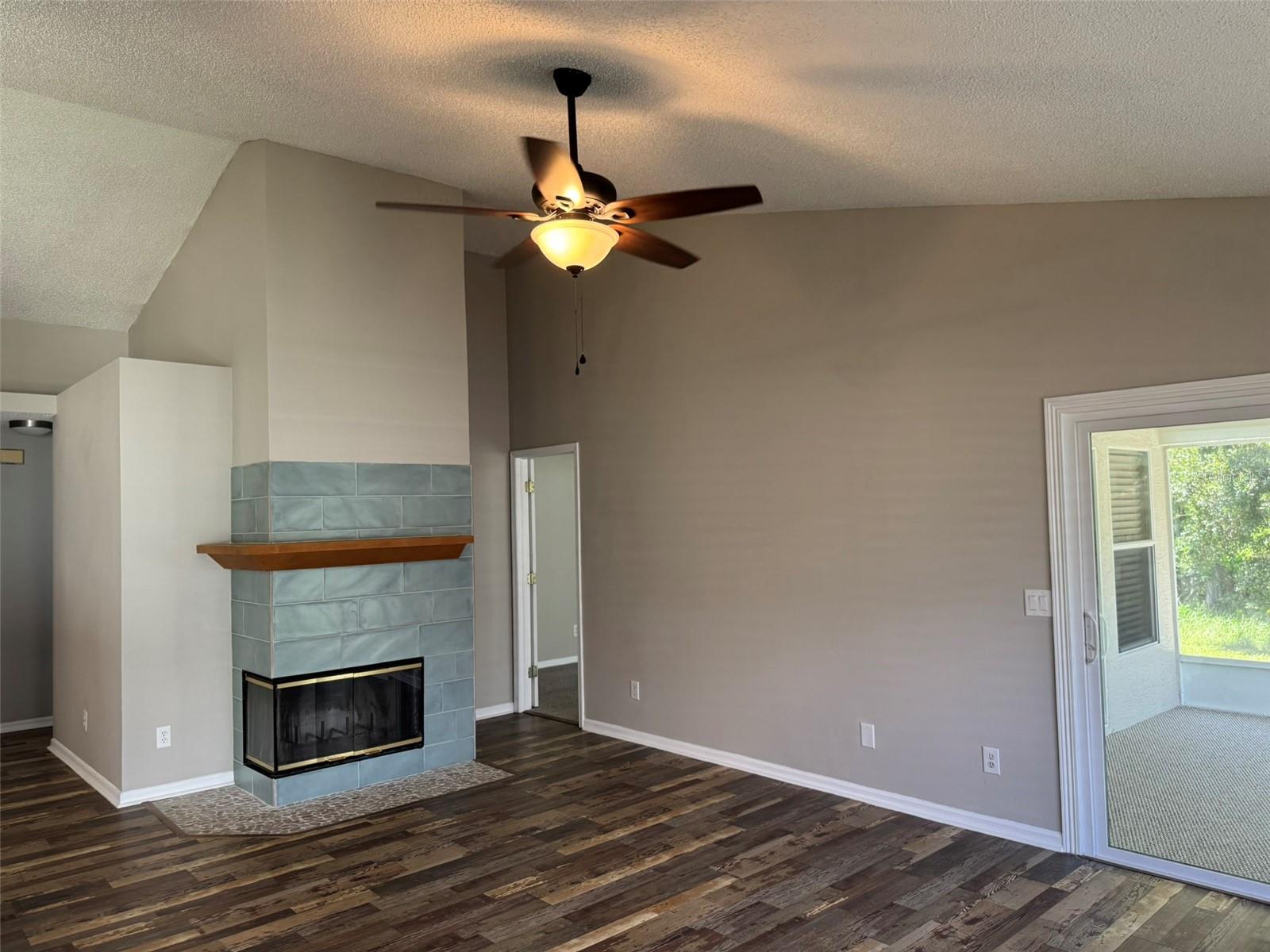 10104 BEEFMASTER CT — photo 7
