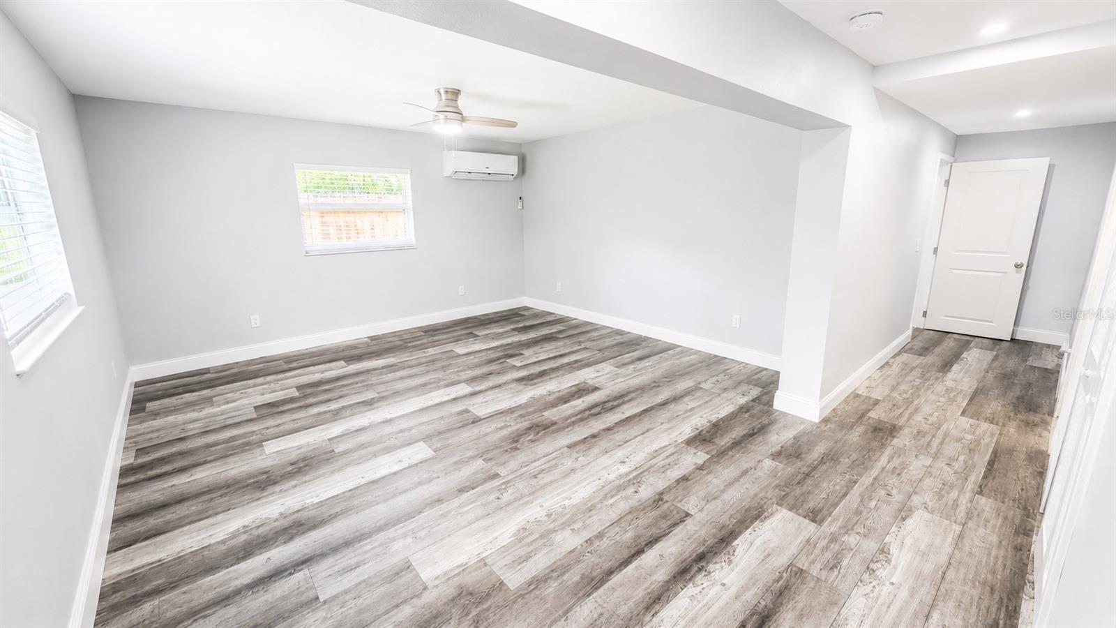 2728 GOODRICH AVE — photo 10