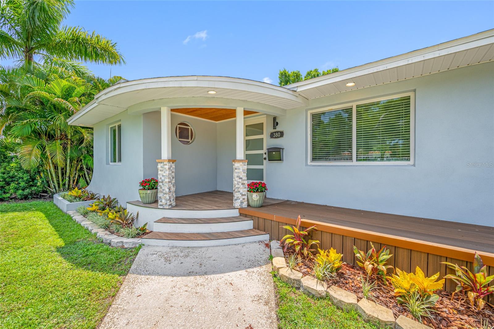 380 VILLAGRANDE AVE S — photo 11