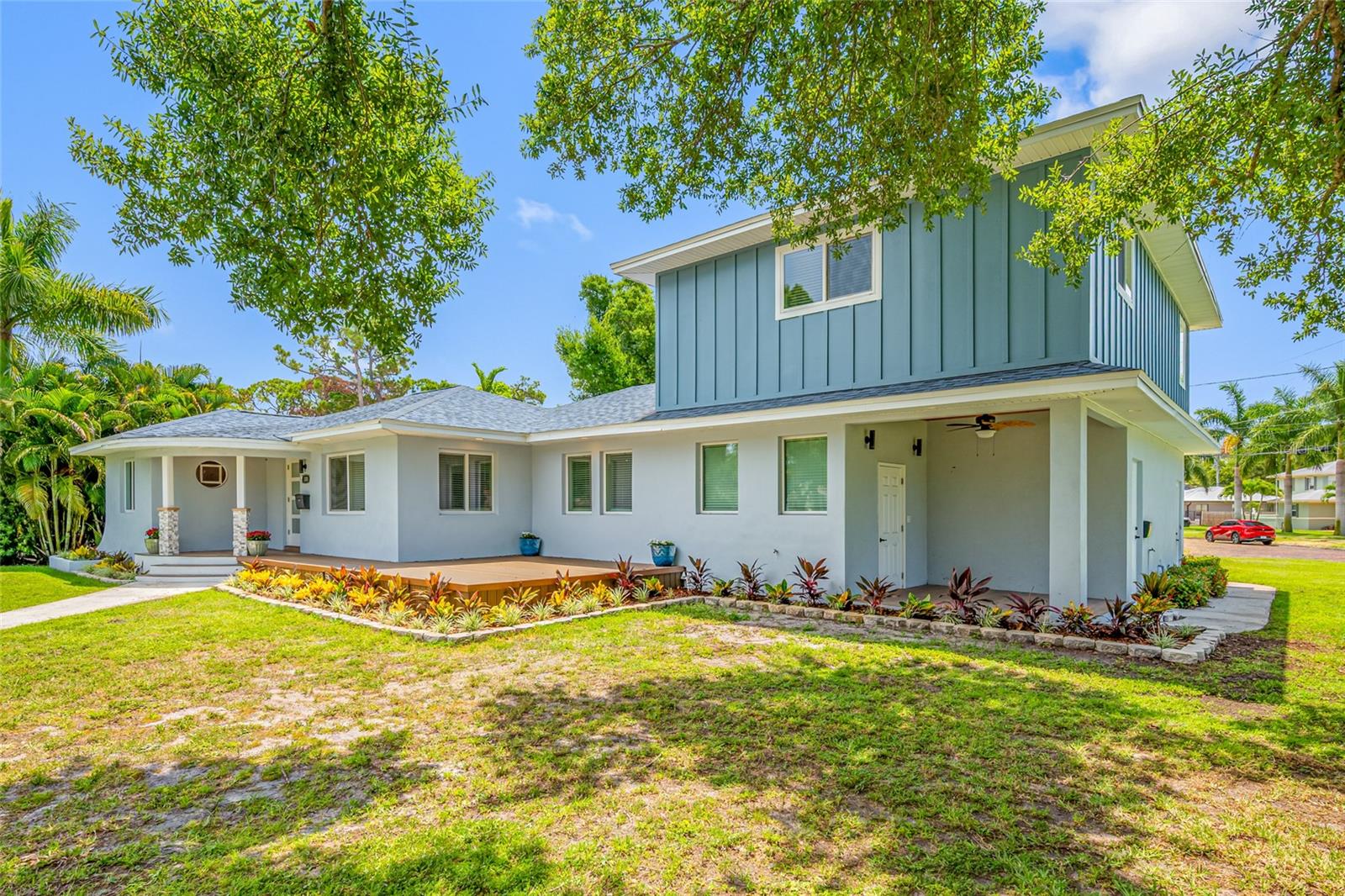 380 VILLAGRANDE AVE S — photo 4