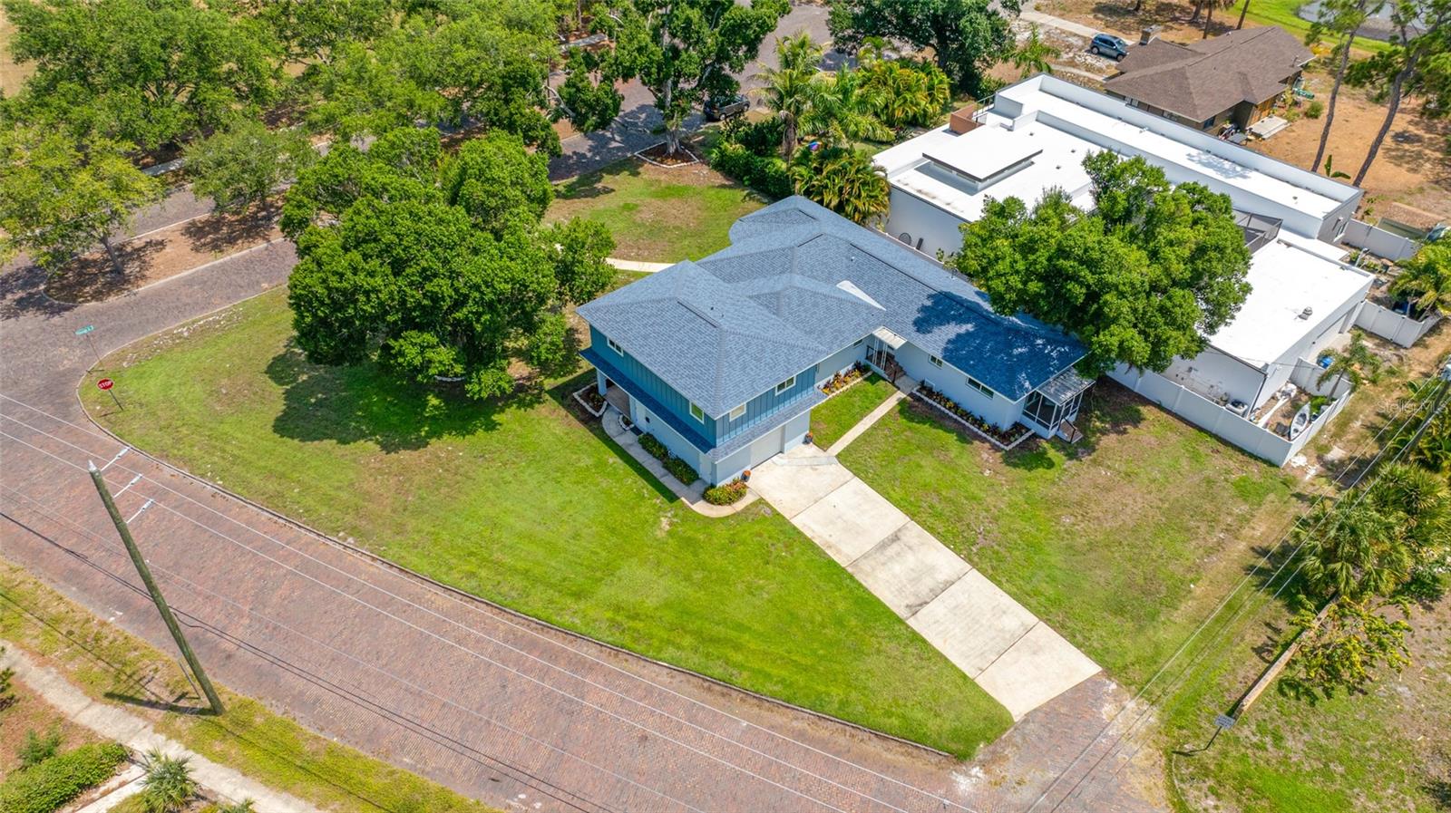 380 VILLAGRANDE AVE S — photo 86