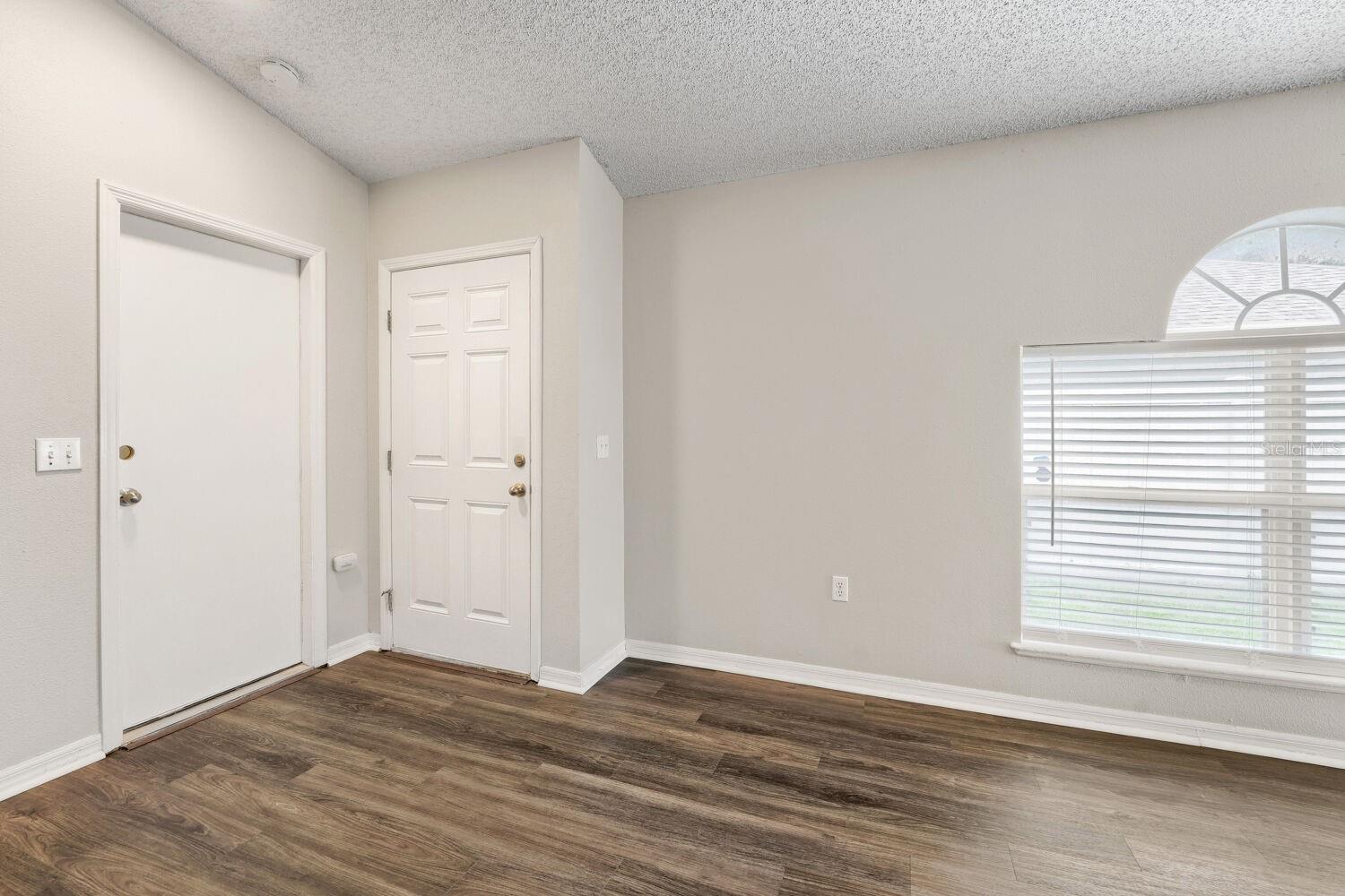 17037 HOLMBY CT — photo 10