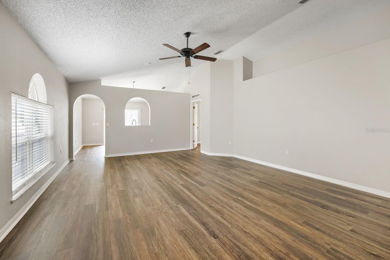 17037 HOLMBY CT — photo 6