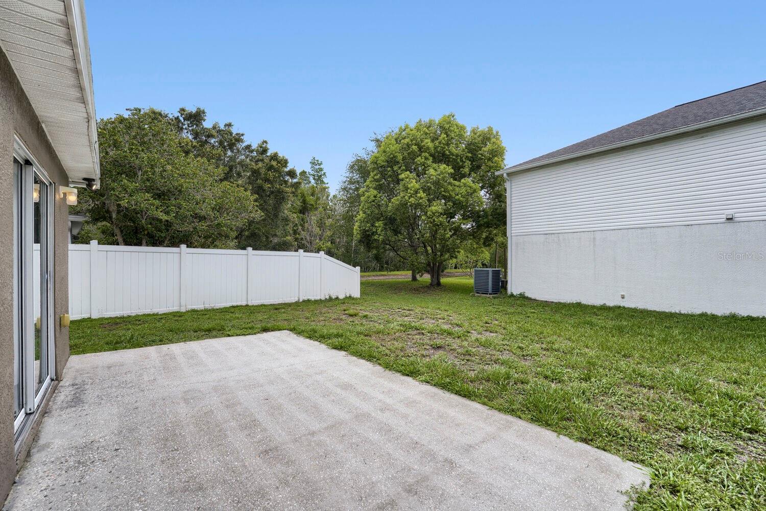 17037 HOLMBY CT — photo 33