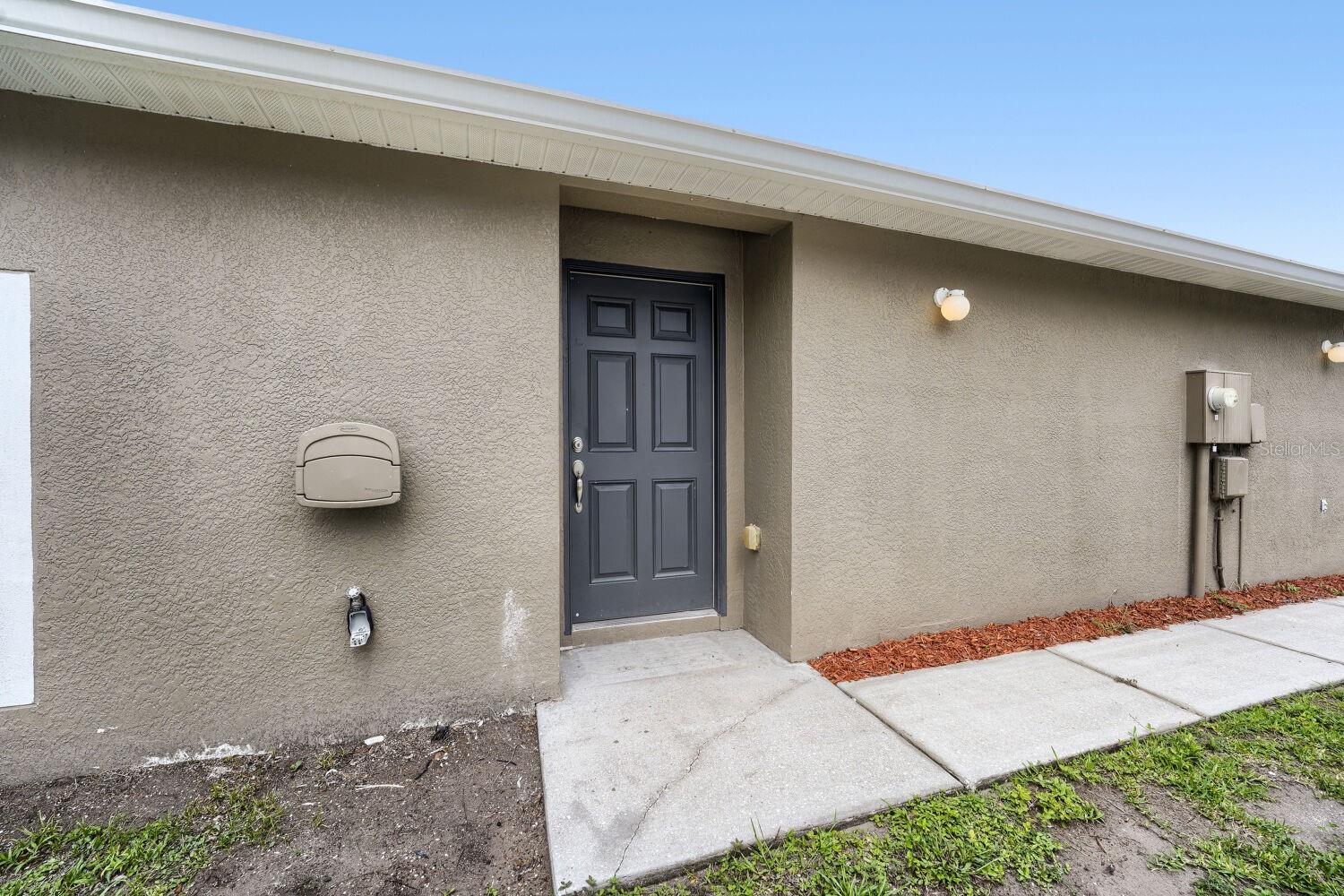 17037 HOLMBY CT — photo 32