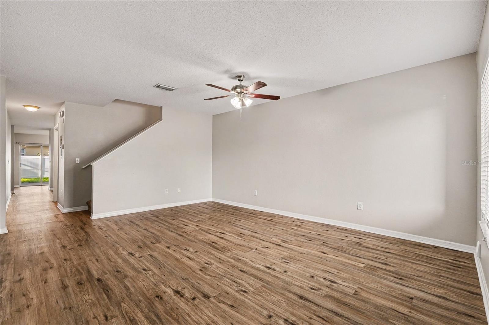 2125 FLUORSHIRE DR — photo 7