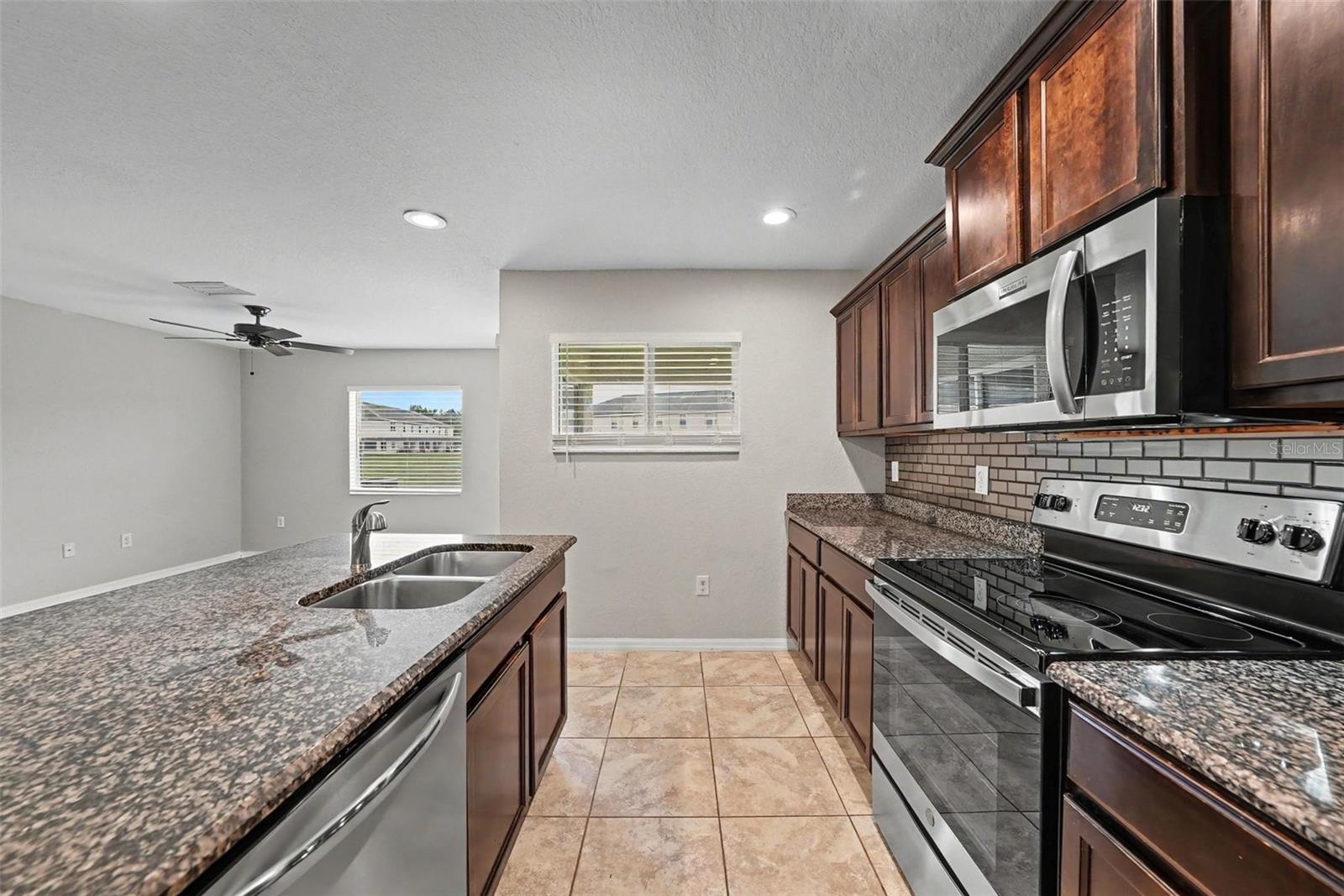5042 CHIPOTLE LN — photo 5