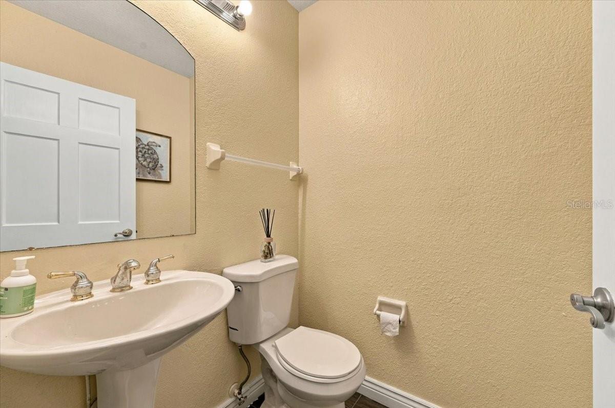 17802 SAINT LUCIA ISLE DR — photo 33