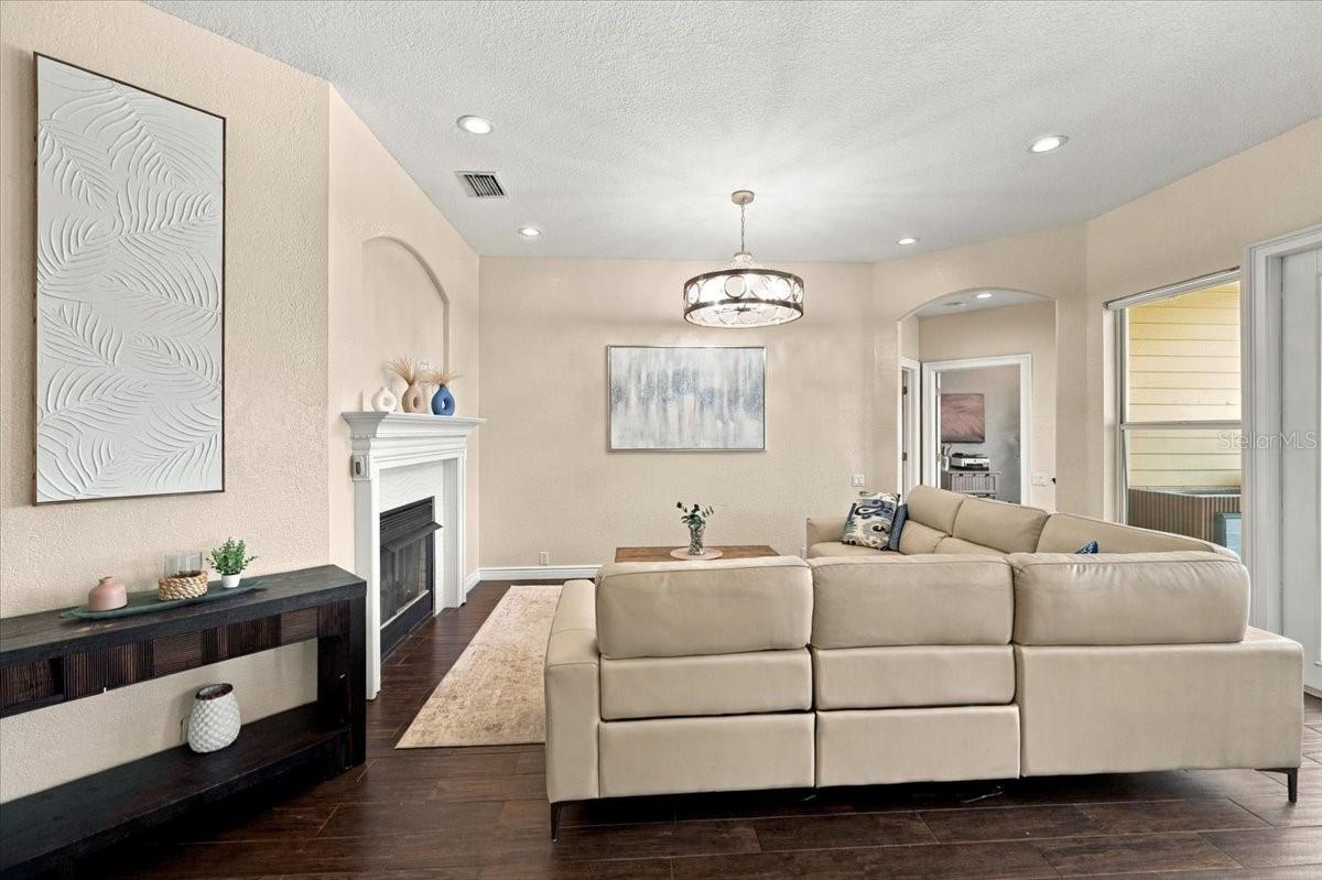 17802 SAINT LUCIA ISLE DR — photo 27