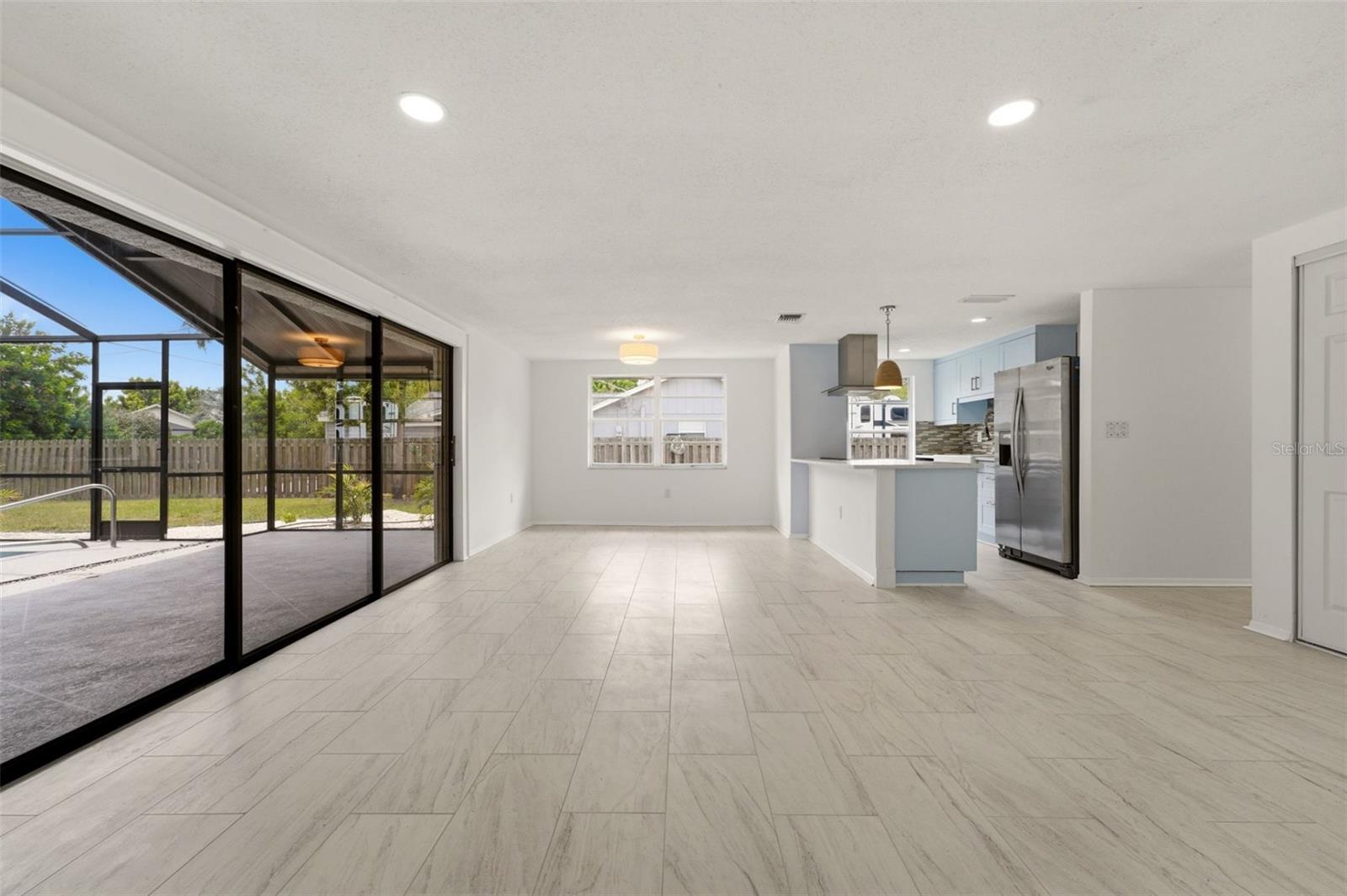 4731 ATLANTIC AVE — photo 6