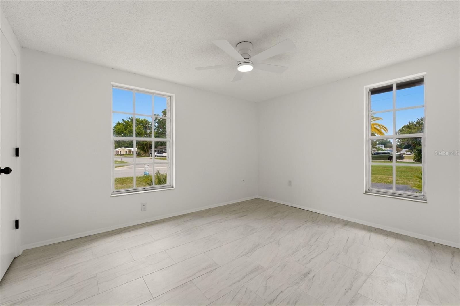 4731 ATLANTIC AVE — photo 18