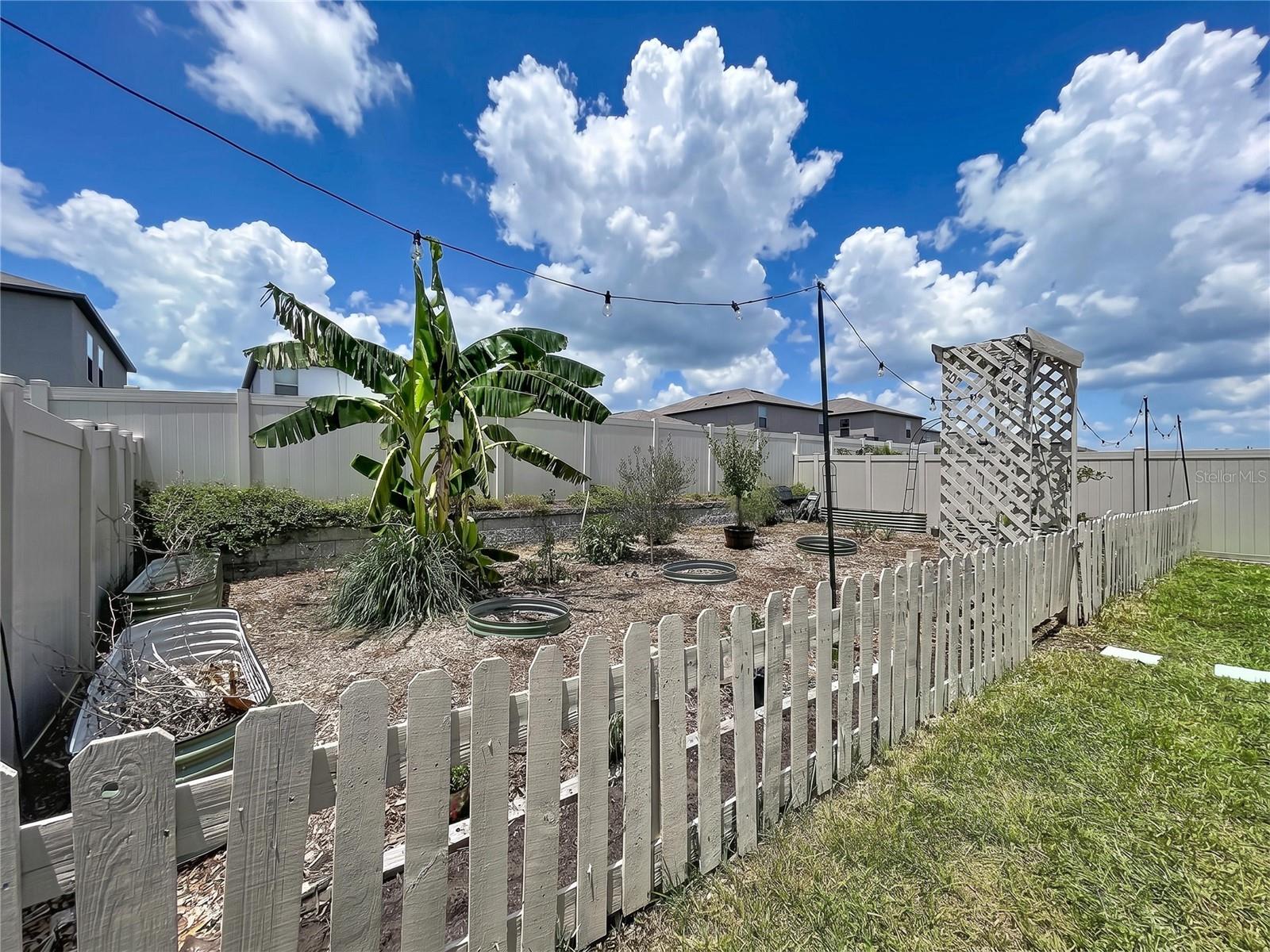 6131 SPRING CRAYFISH AVE — photo 29