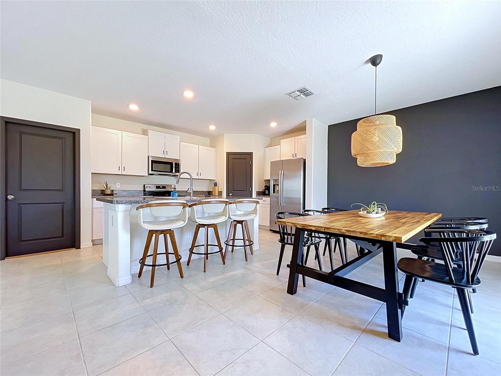 6131 SPRING CRAYFISH AVE — photo 5