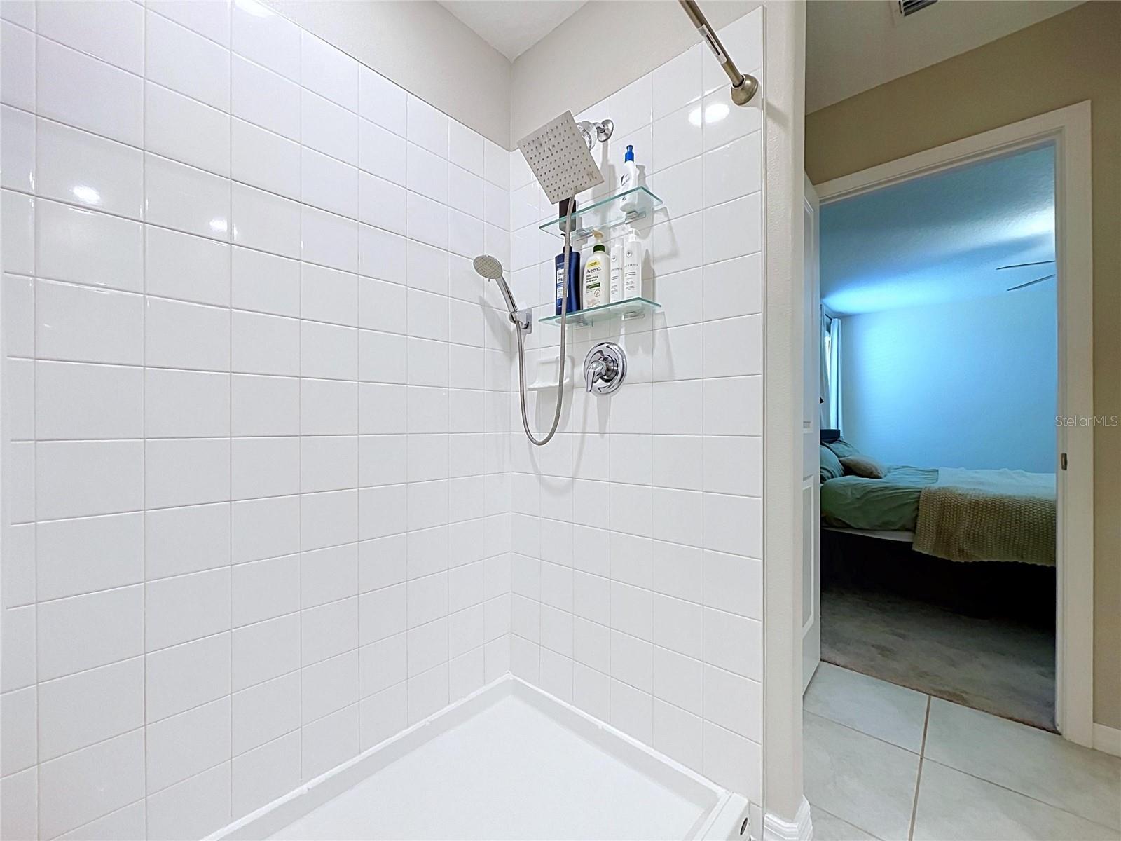 6131 SPRING CRAYFISH AVE — photo 20