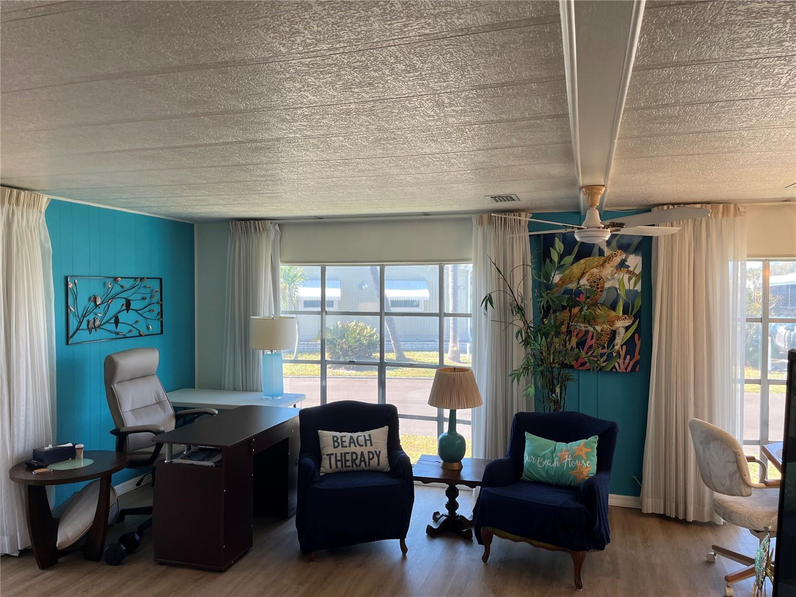 609 CERVINA DR — photo 10