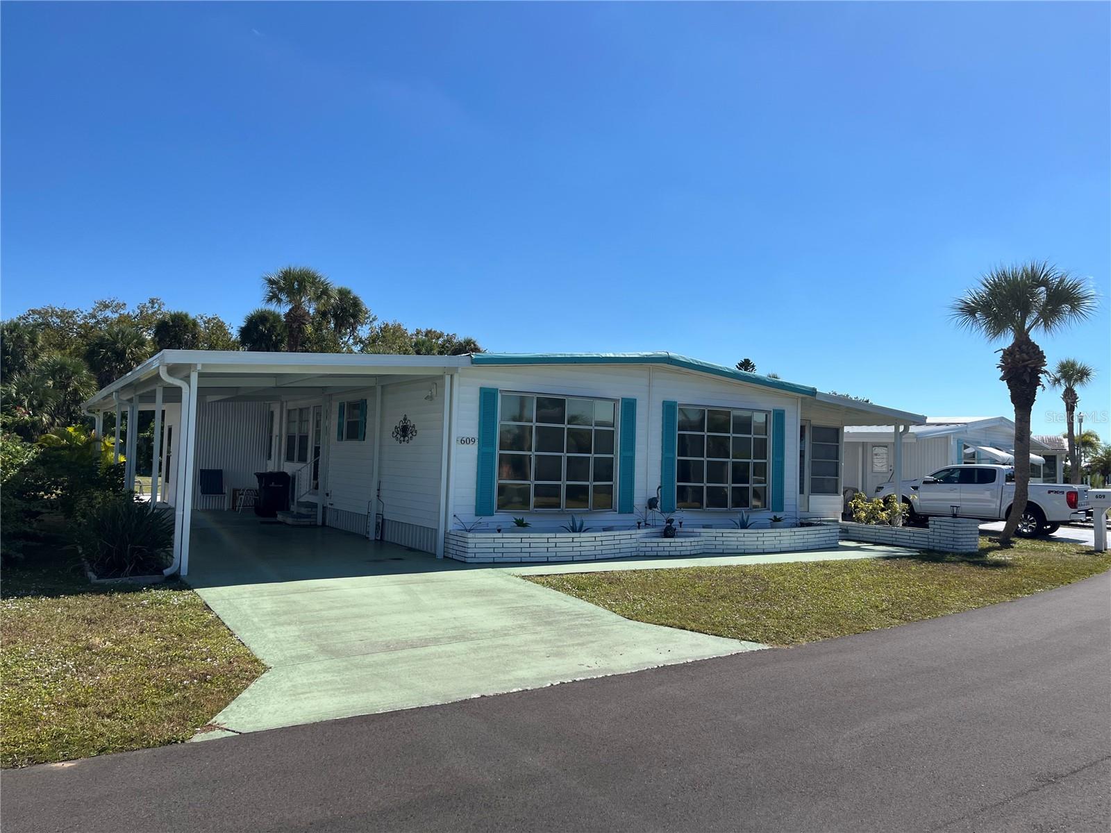 609 CERVINA DR — photo 2