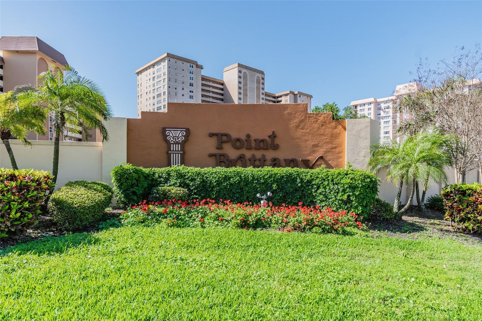 5200 BRITTANY DR S #1508 — photo 85