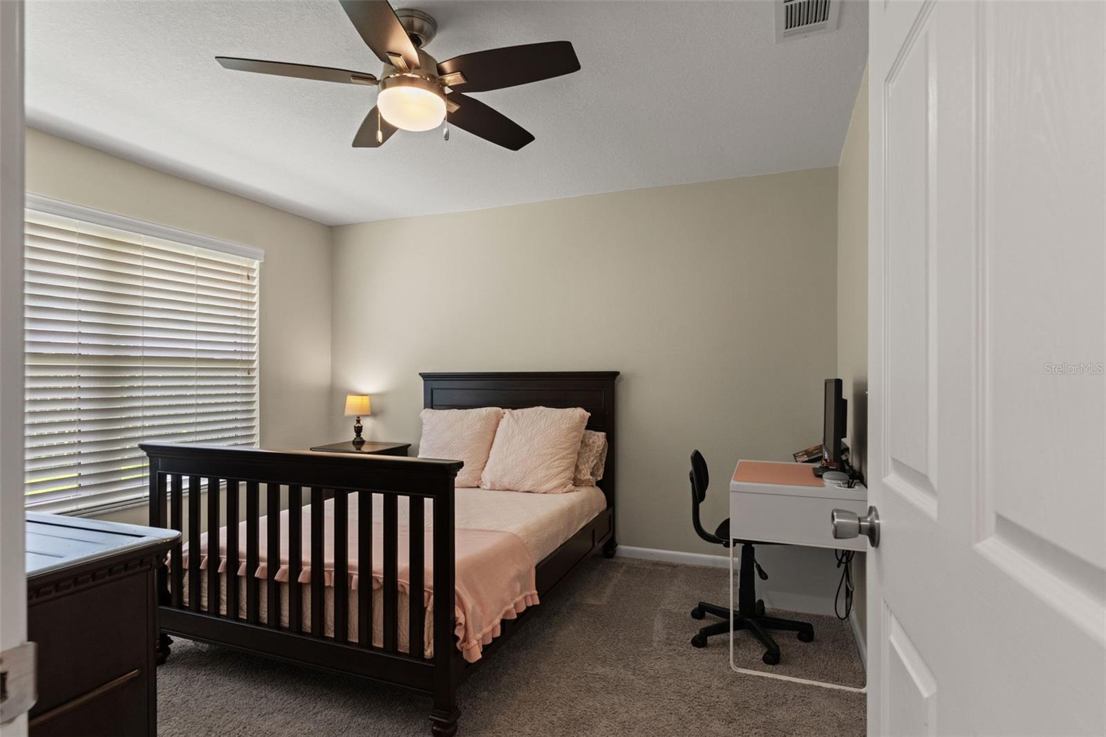 13916 MIDDLE PARK DR — photo 24