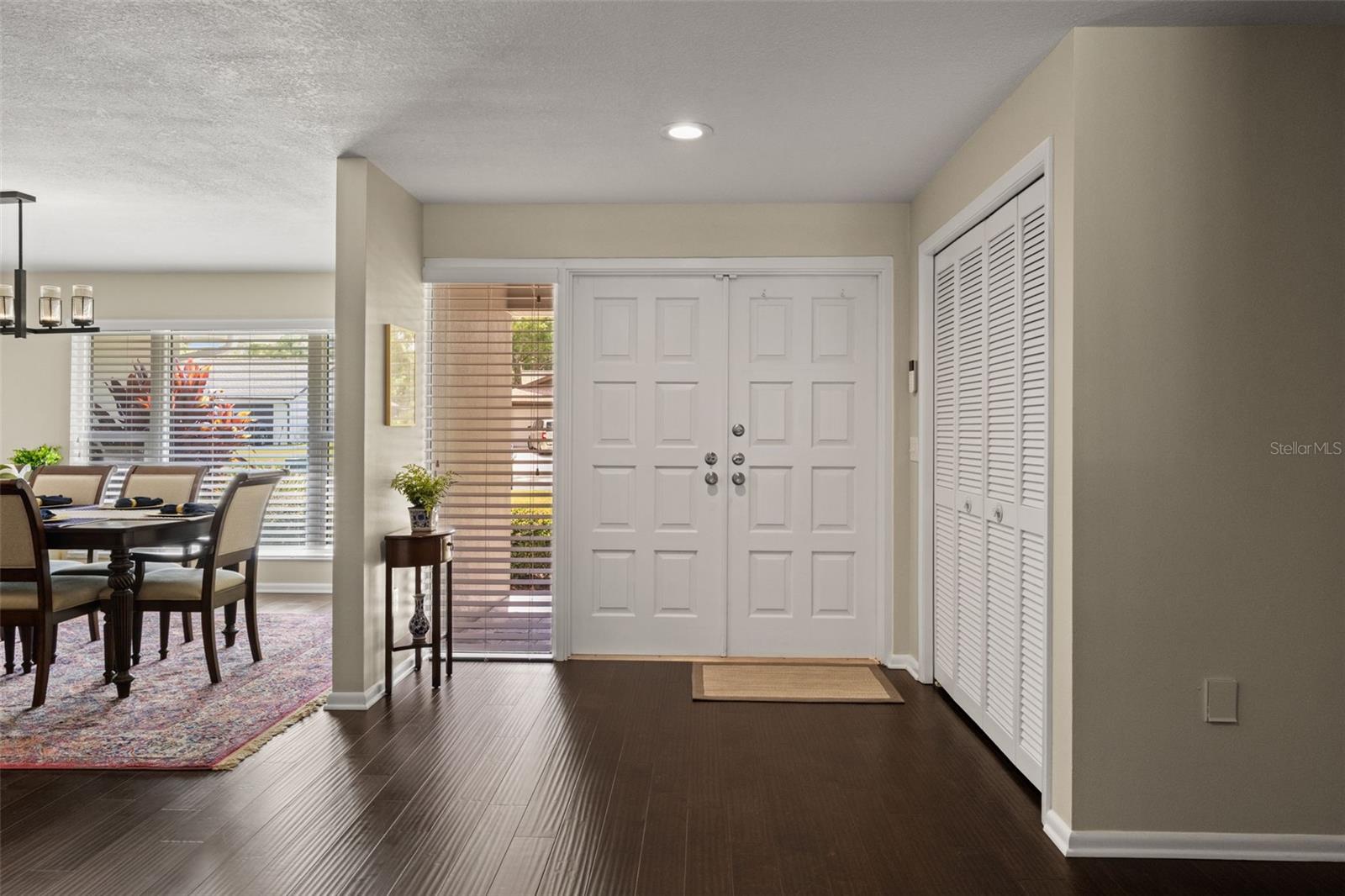 13916 MIDDLE PARK DR — photo 8