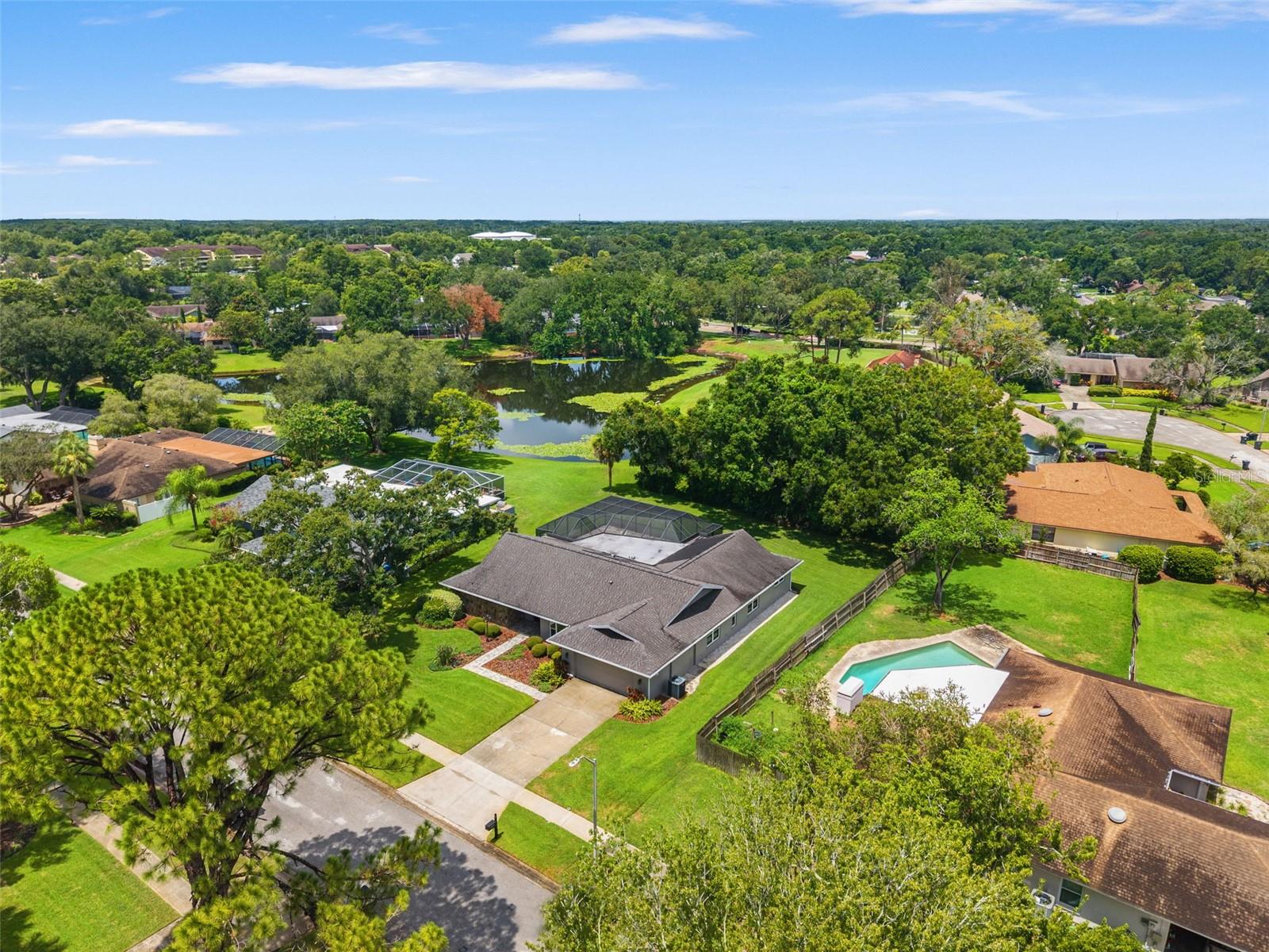 13916 MIDDLE PARK DR — photo 33