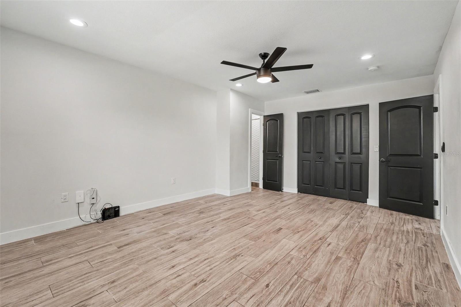801 E BAKER ST — photo 21