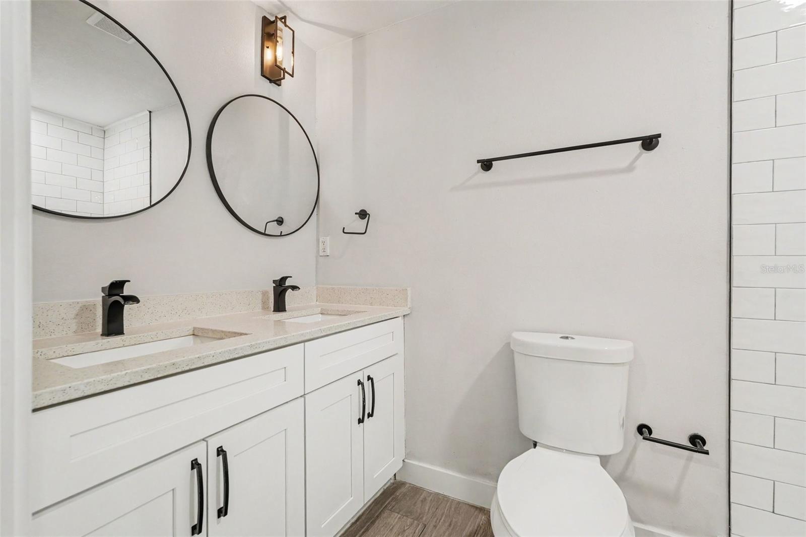 801 E BAKER ST — photo 34