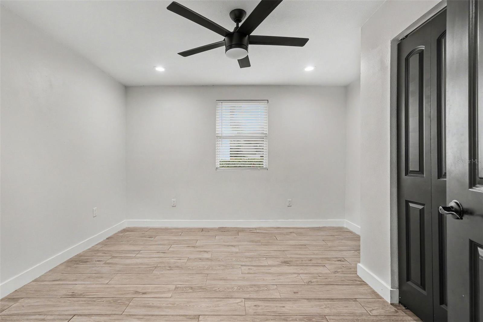 801 E BAKER ST — photo 29