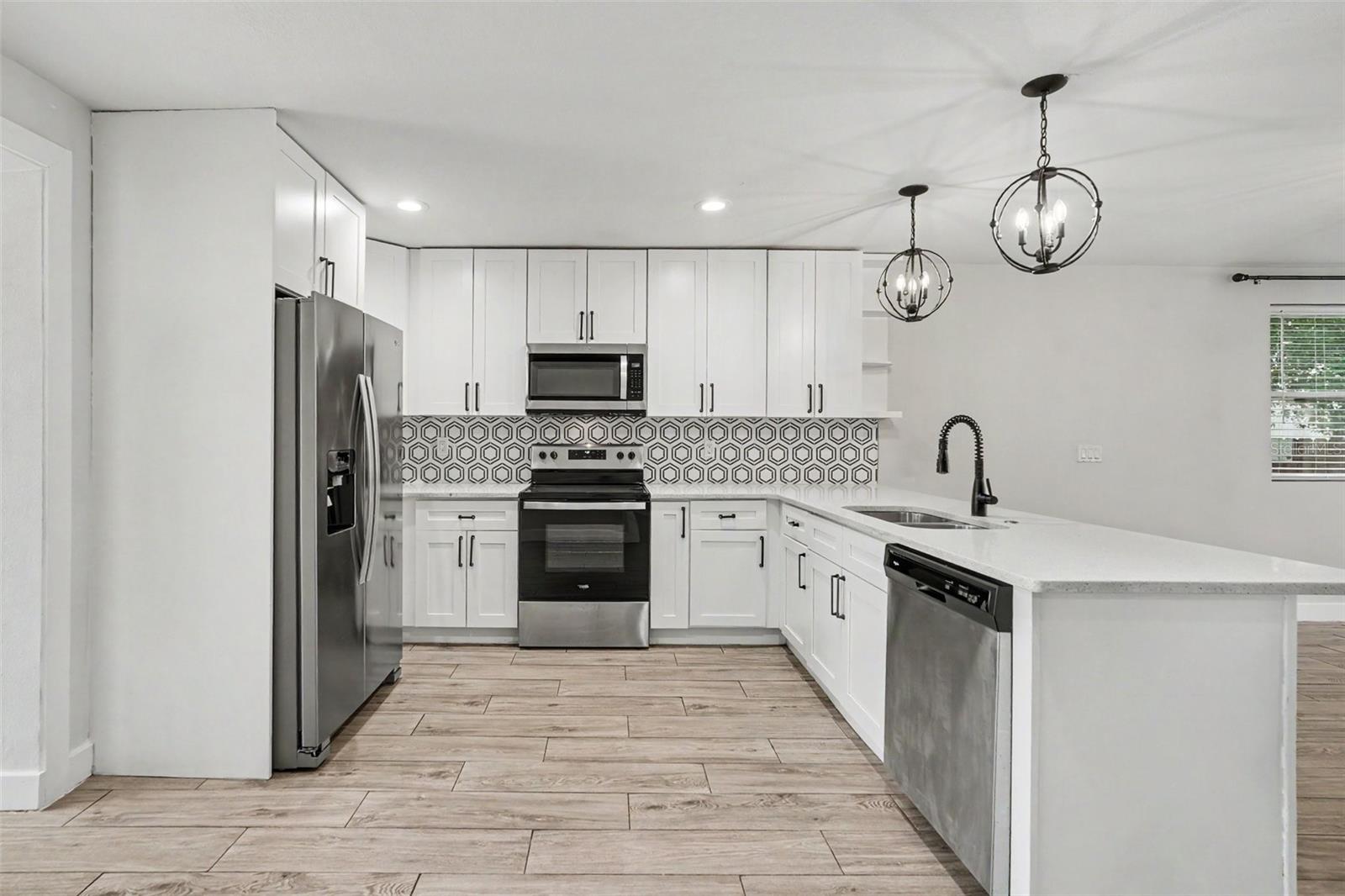 801 E BAKER ST — photo 14