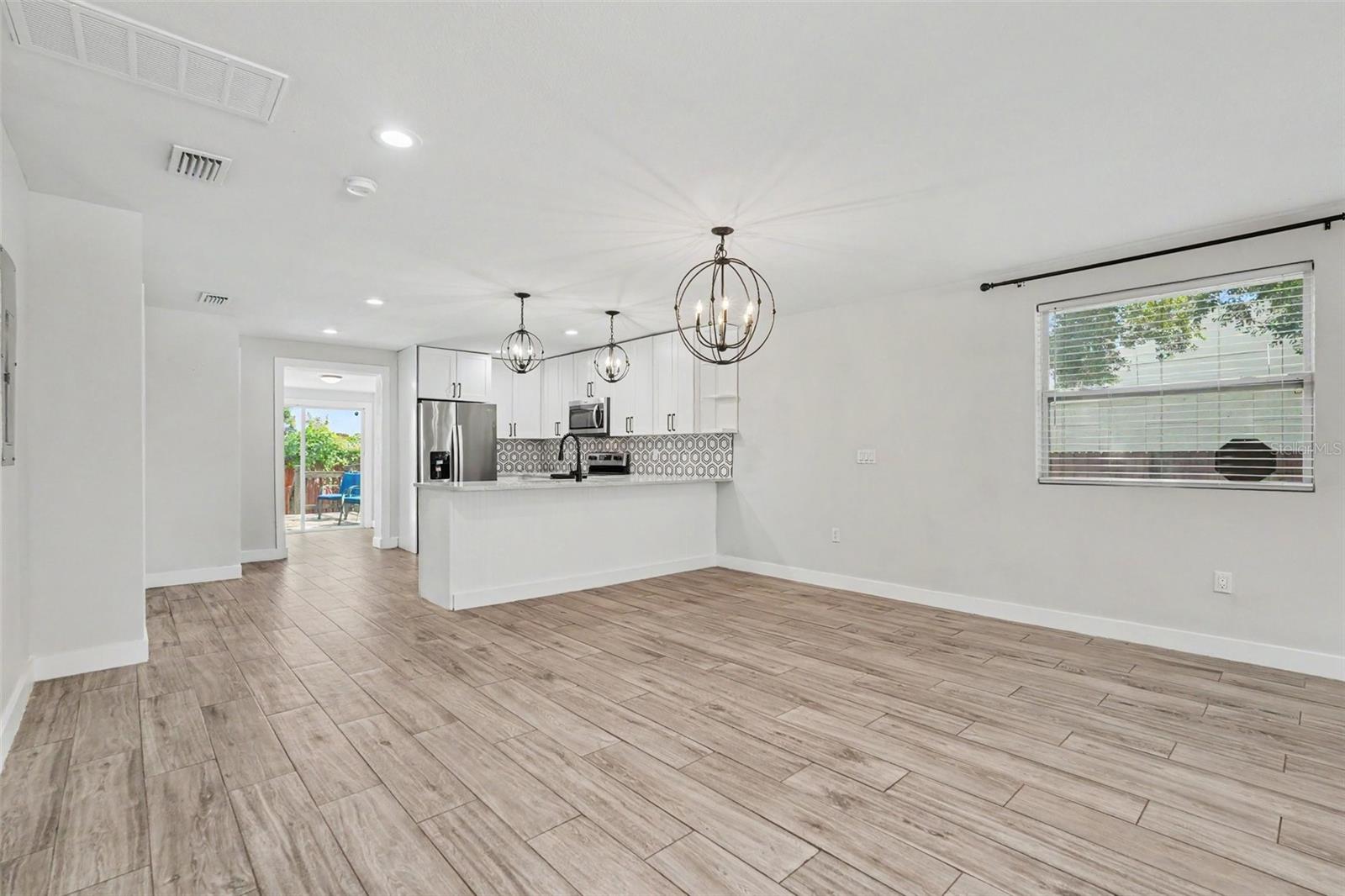 801 E BAKER ST — photo 13