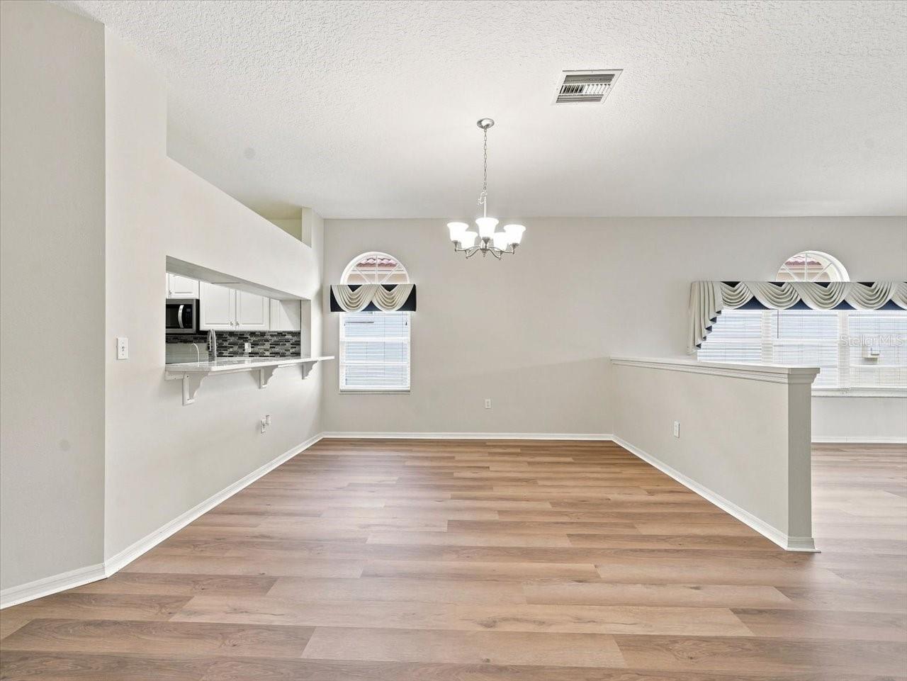1333 LINDENWOOD DR — photo 44